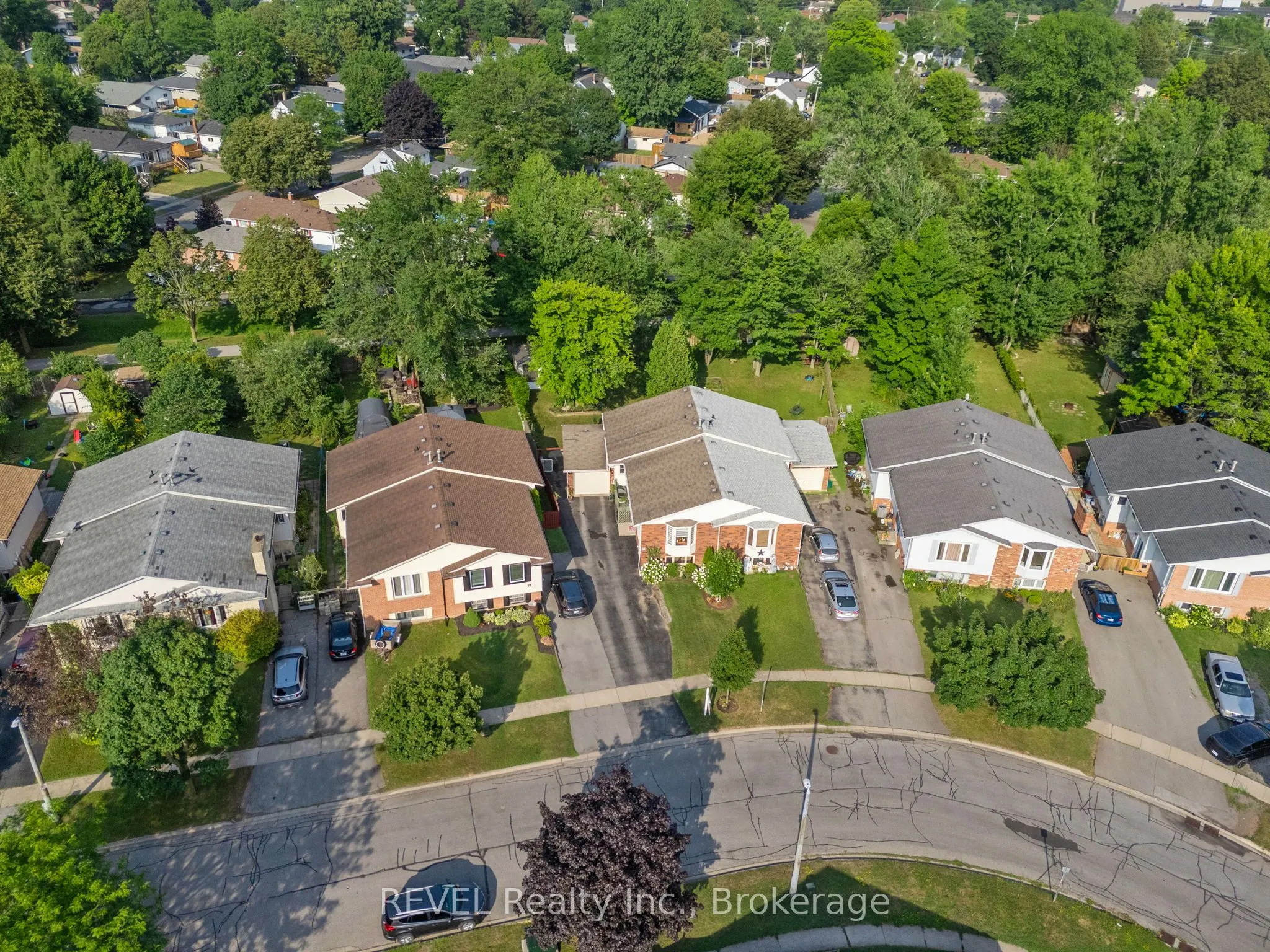 73 Chapel Hill Crescent