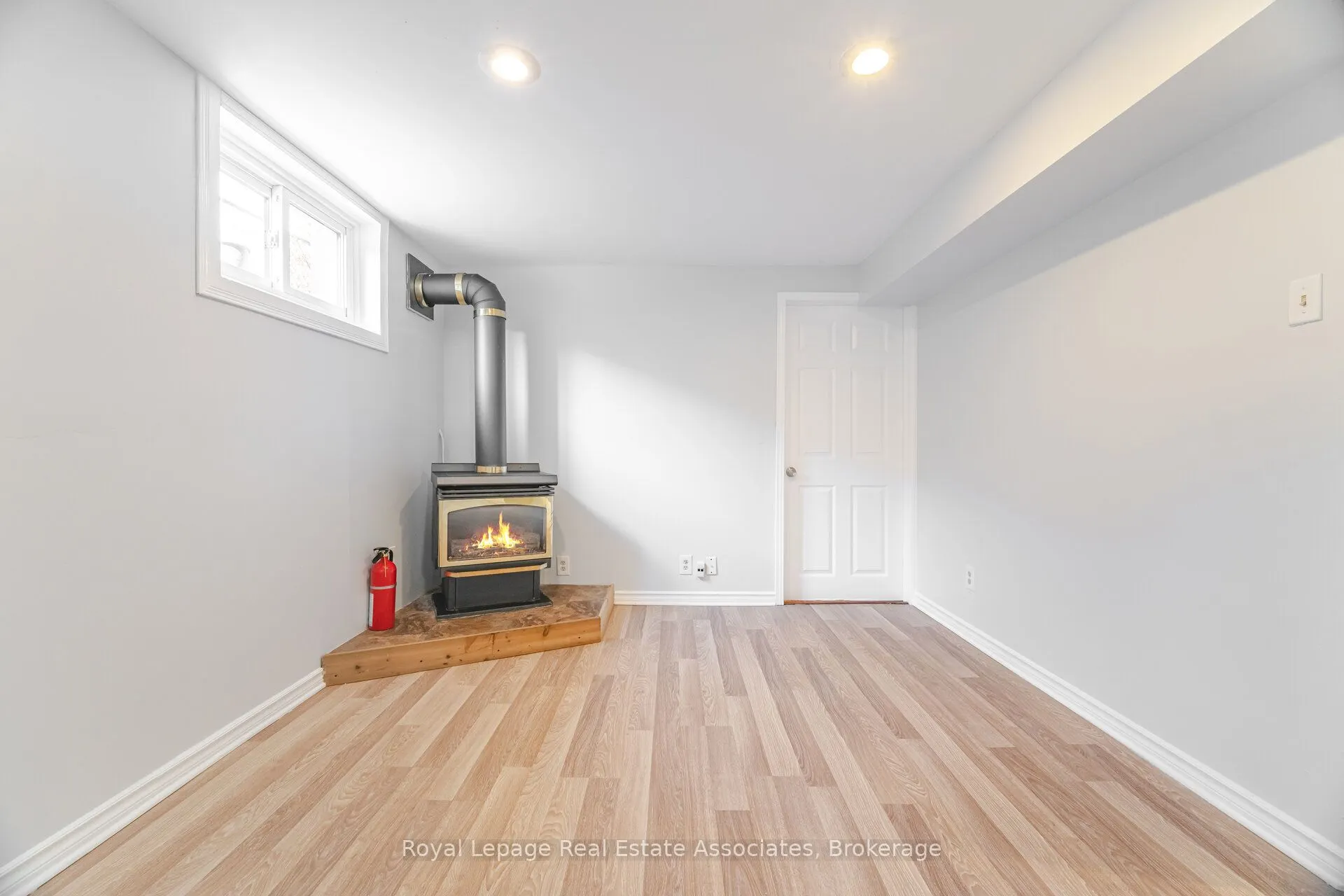 319 Grantham Avenue