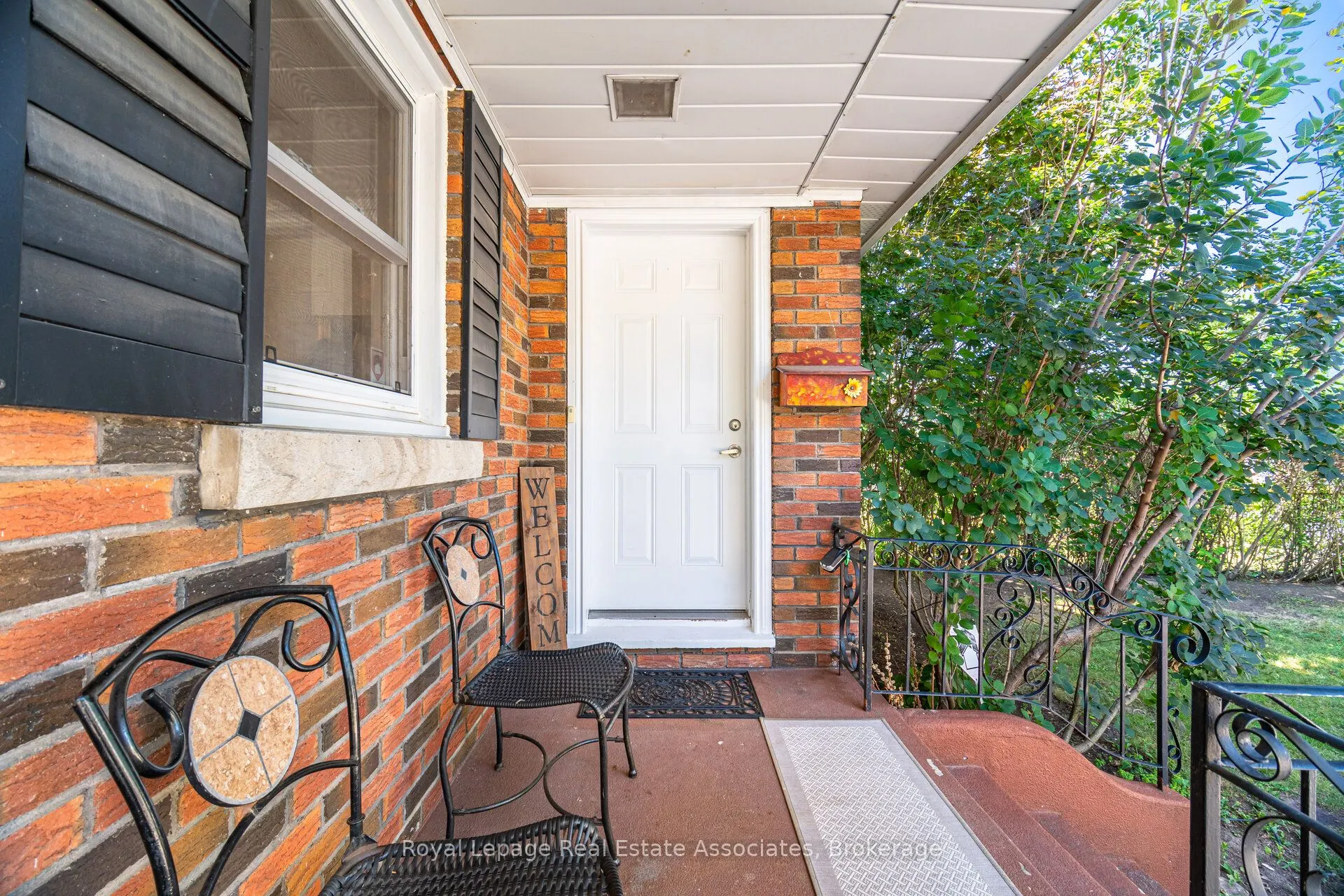 319 Grantham Avenue
