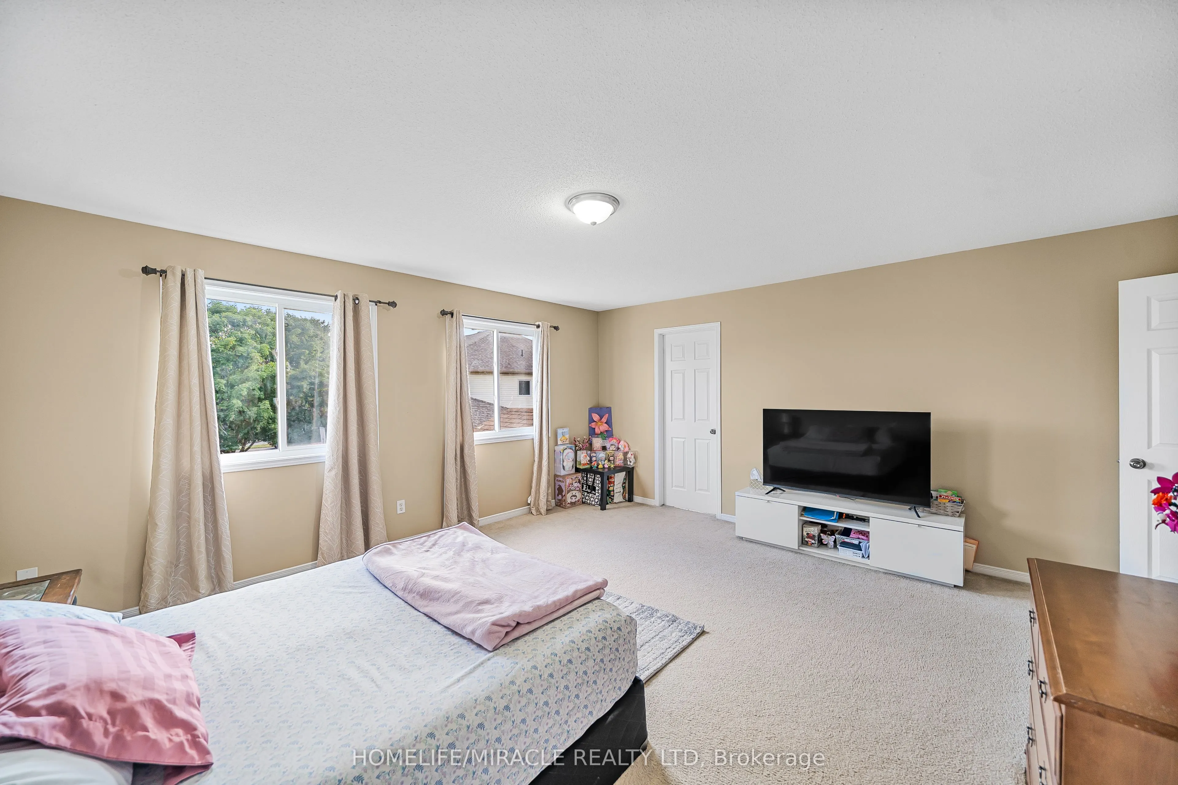 356 West Ridge Drive