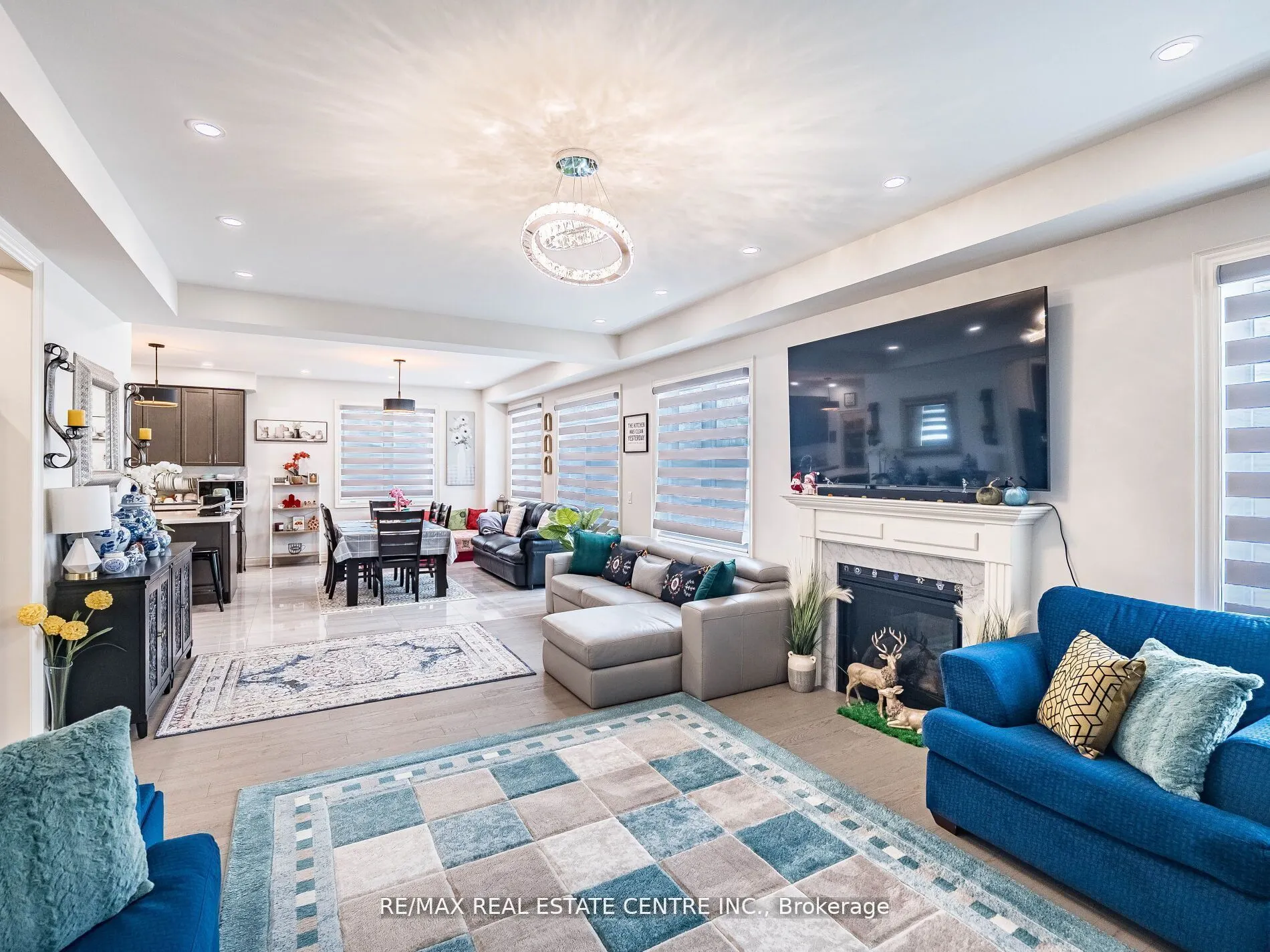62 Cattail Crescent
