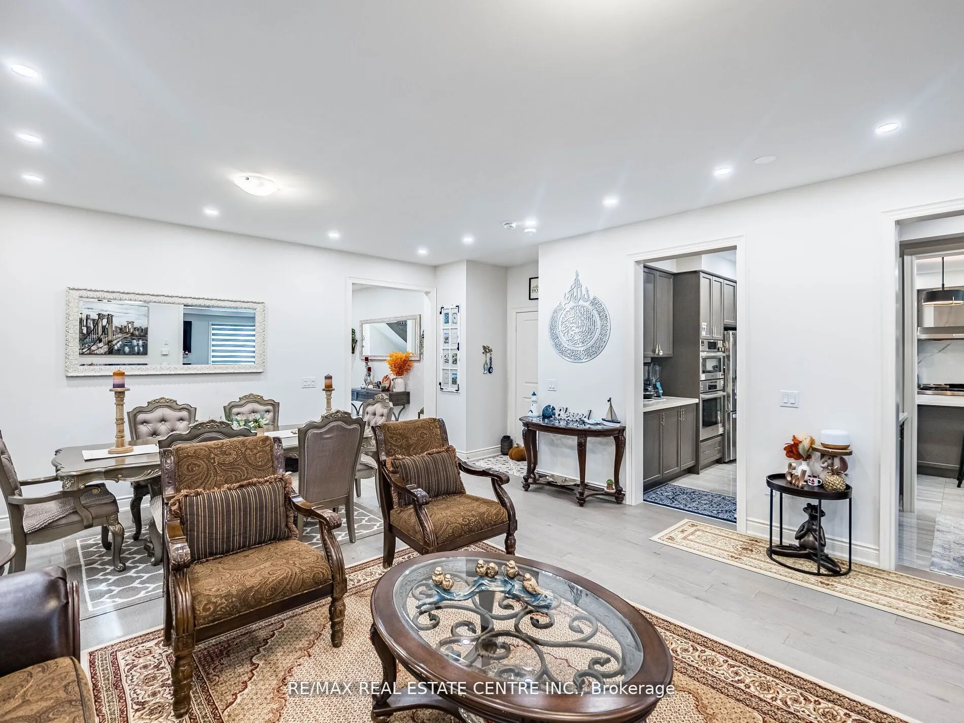 62 Cattail Crescent