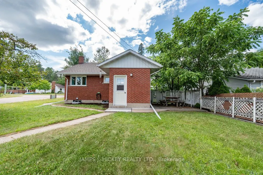 31 Glendale Avenue