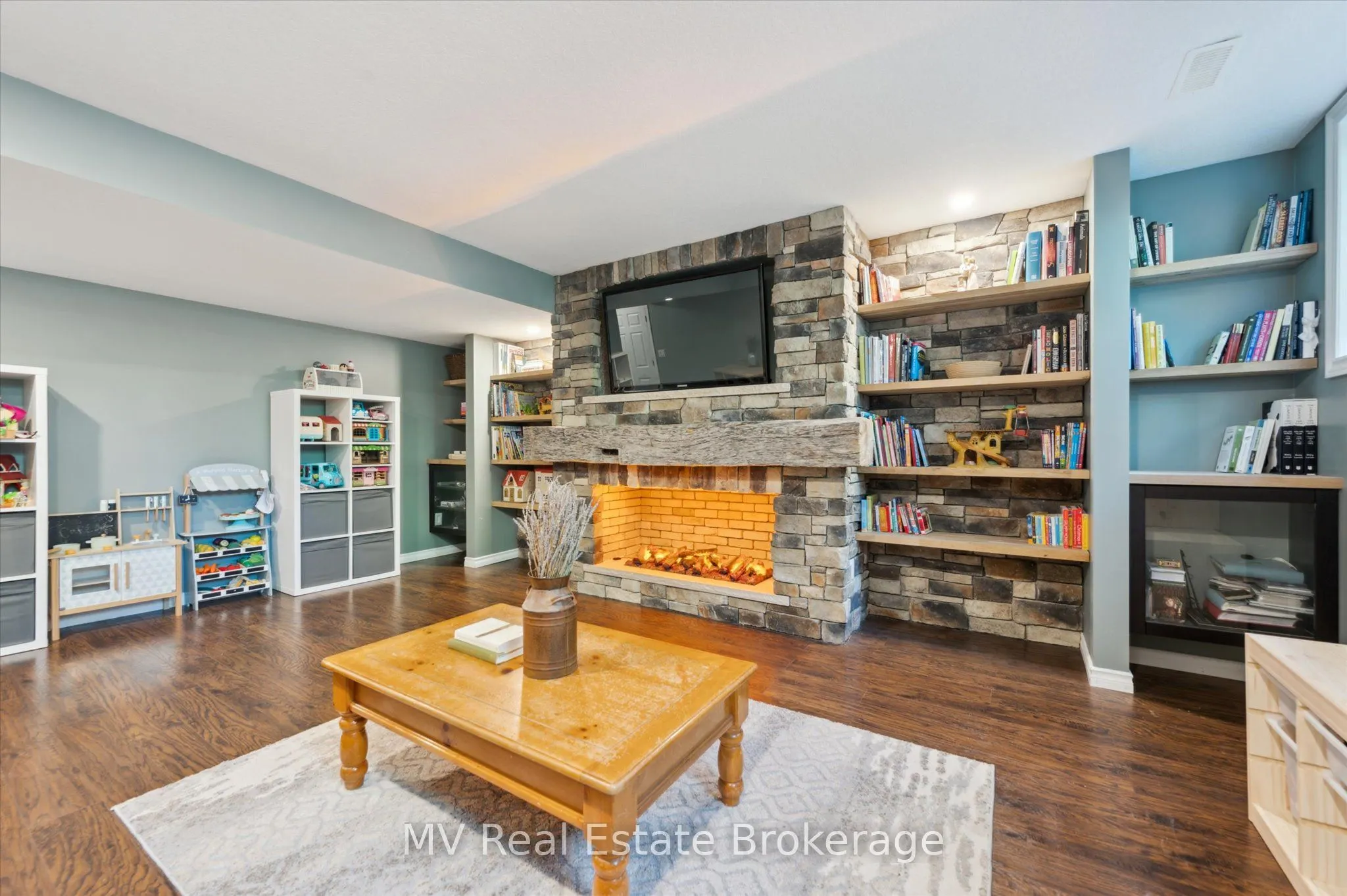 71 Healey Street