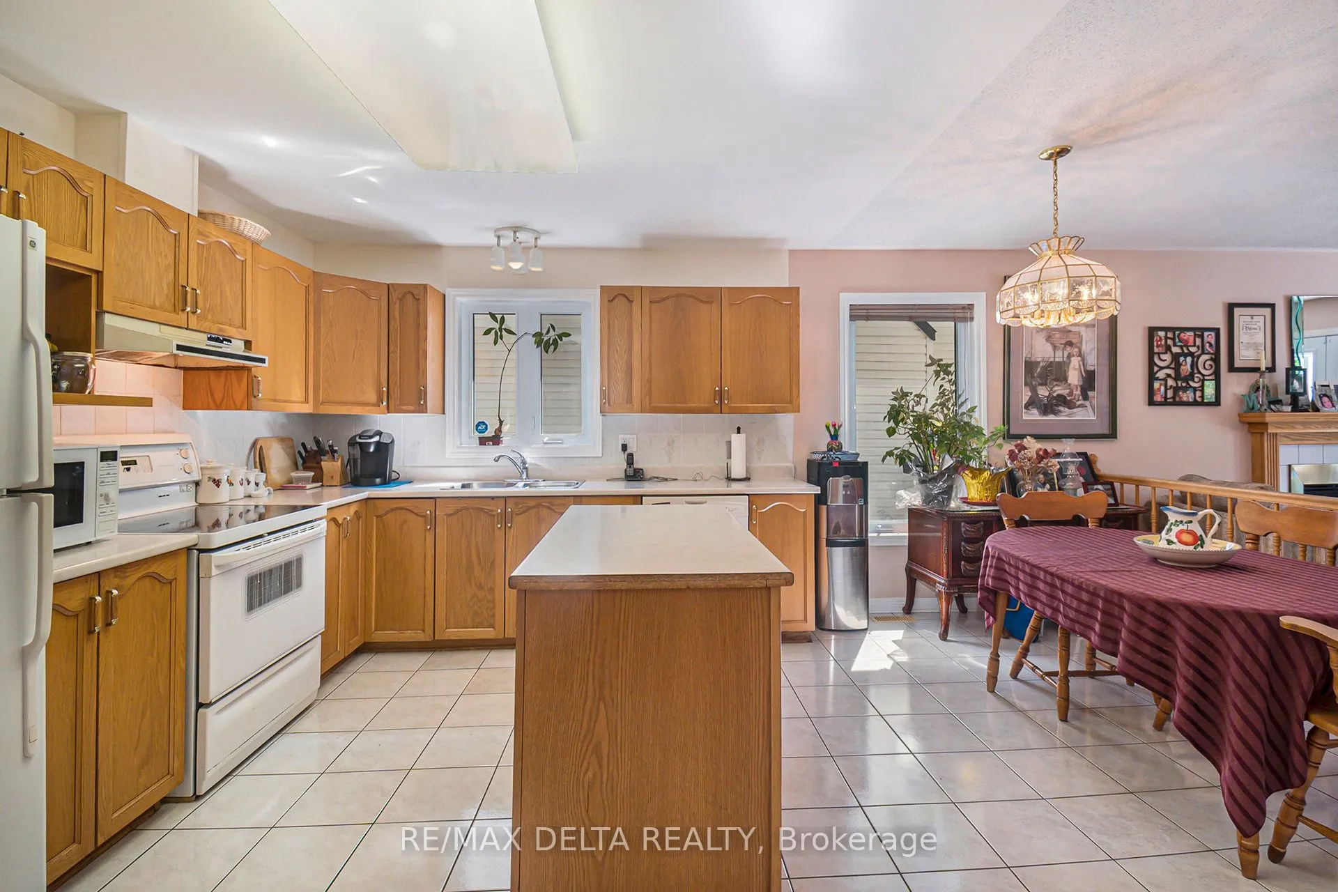 762 Adencliffe Drive