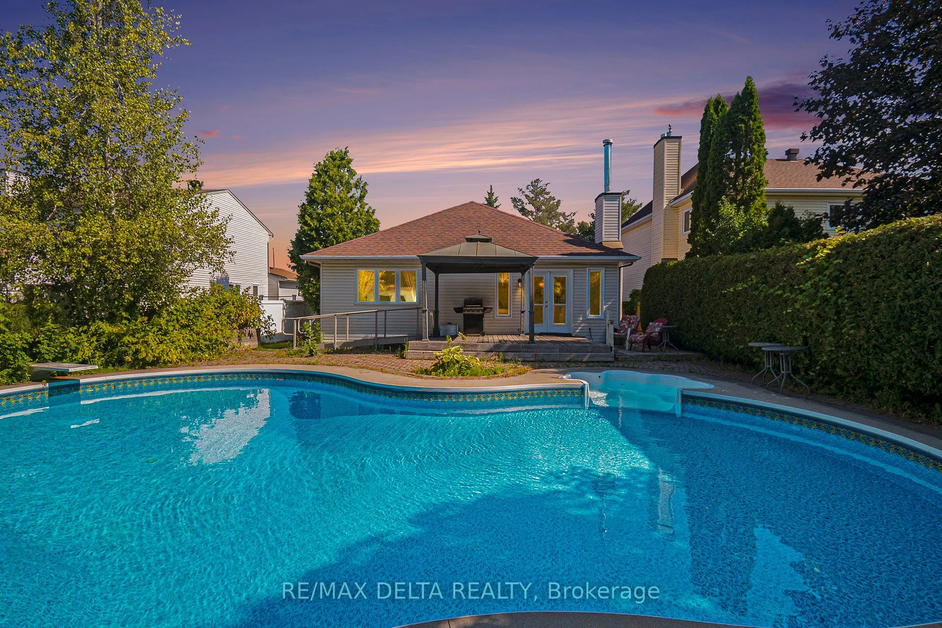 762 Adencliffe Drive