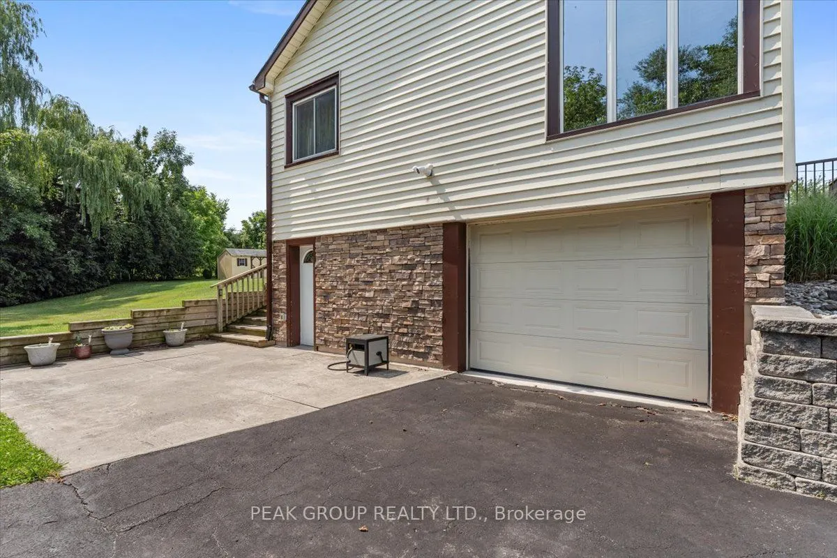 4456 Lyons Creek Road