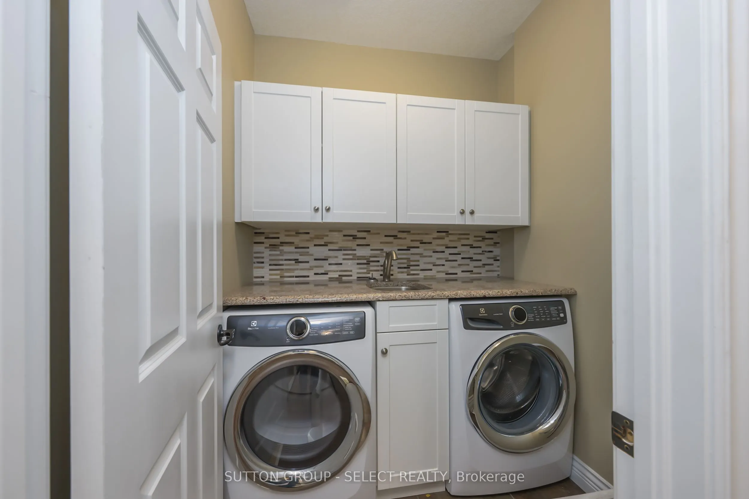 1900 shore Road, #39