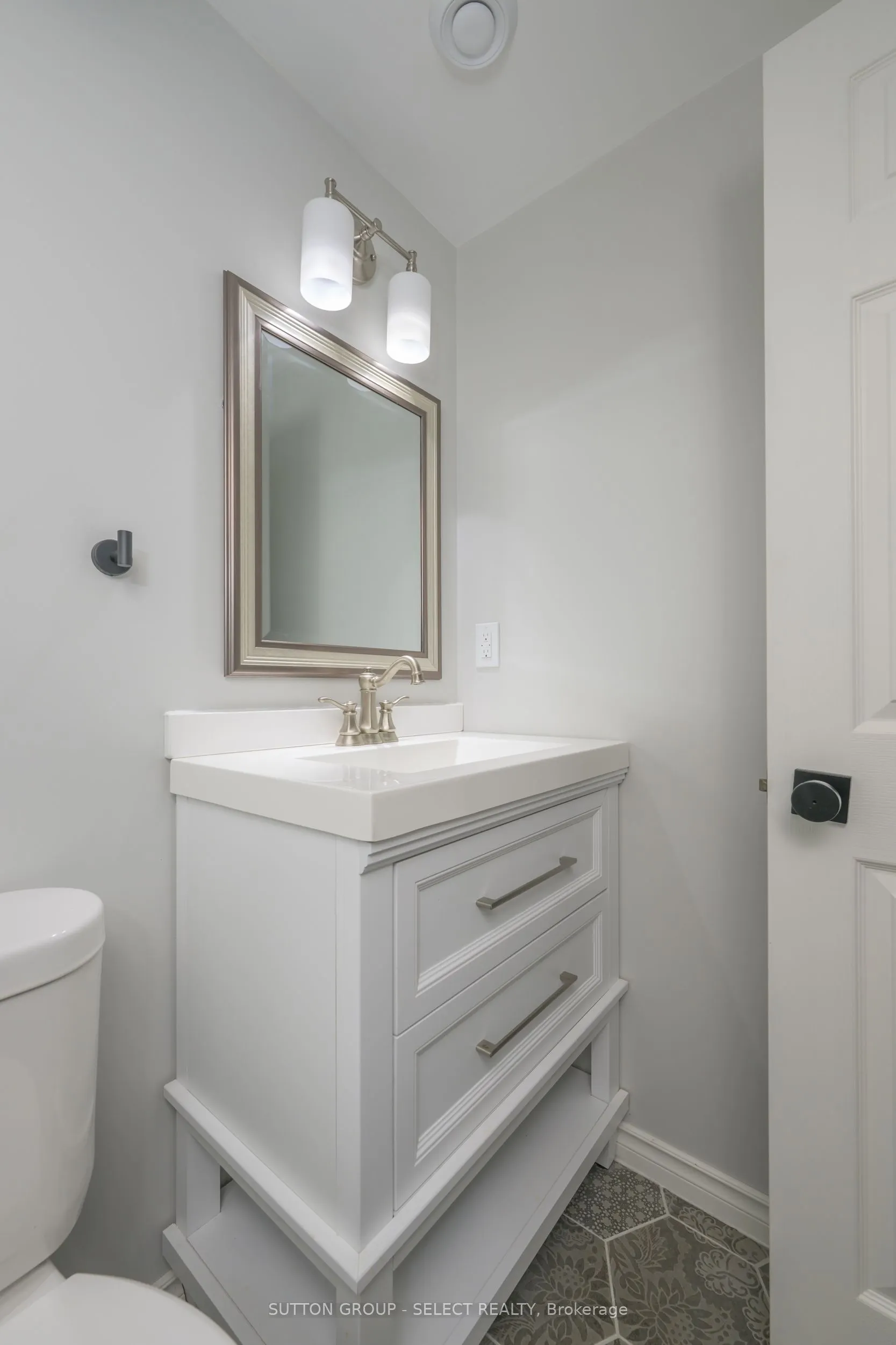 1900 shore Road, #39