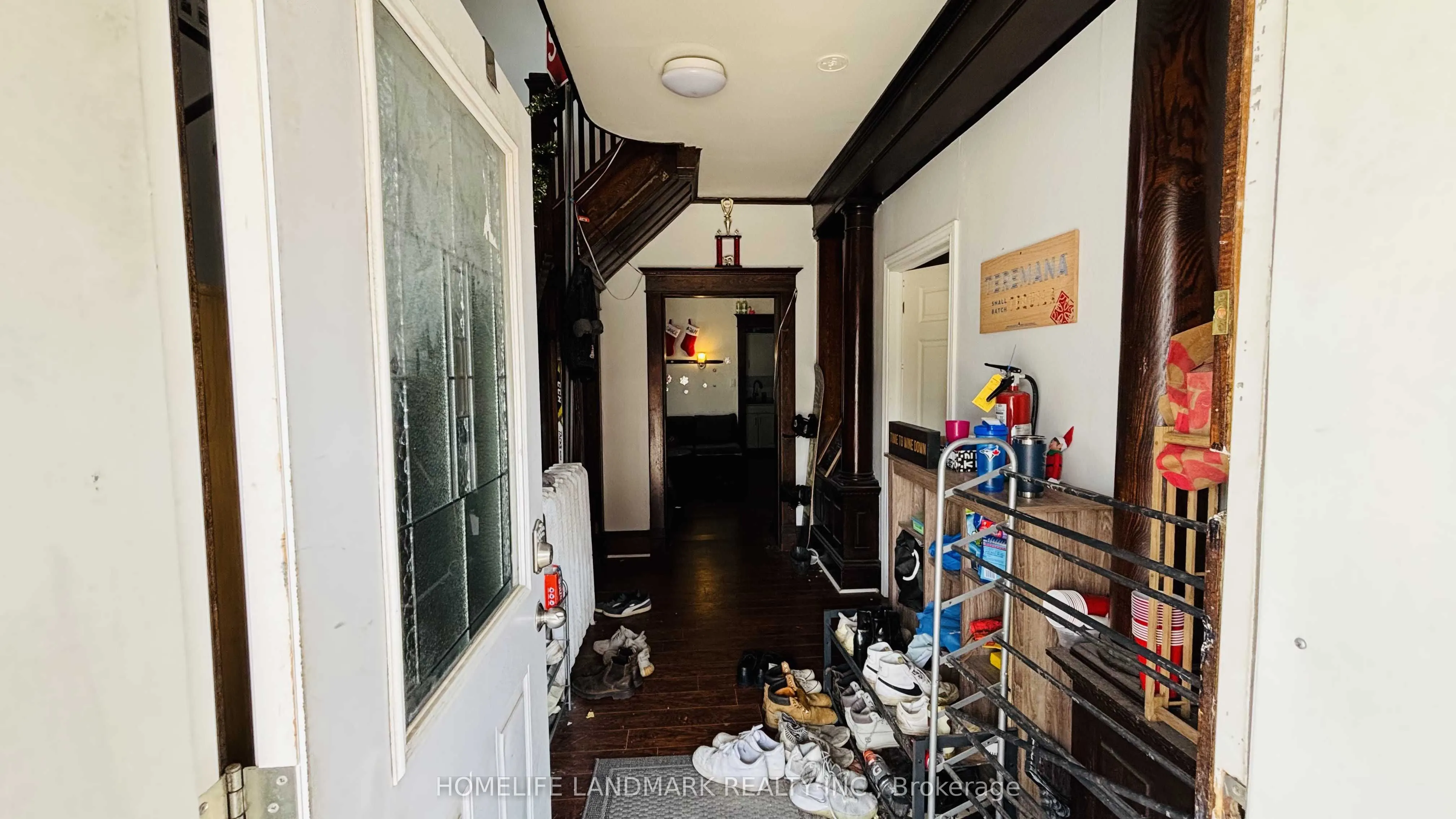 30 Regina Street N