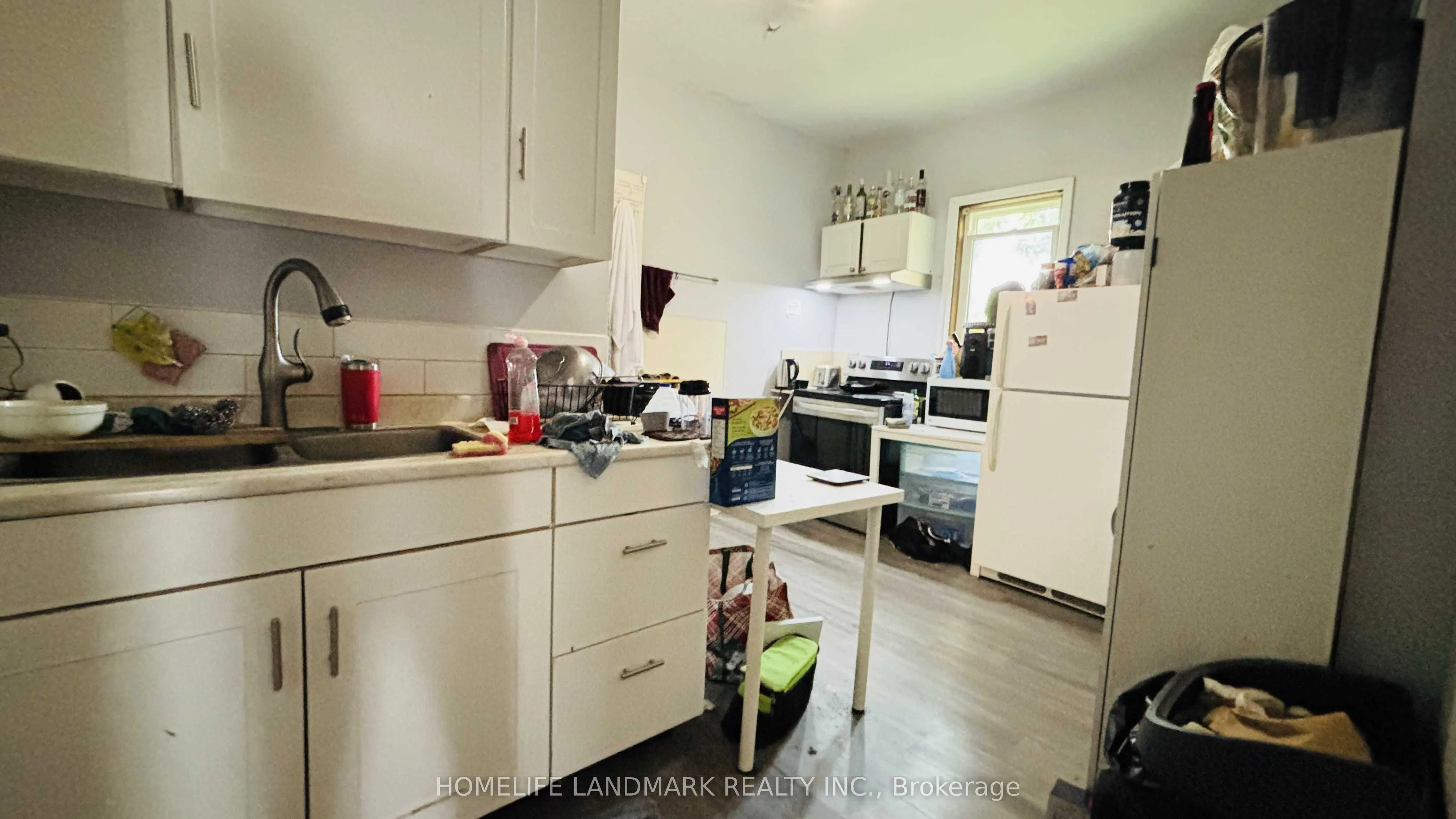 30 Regina Street N