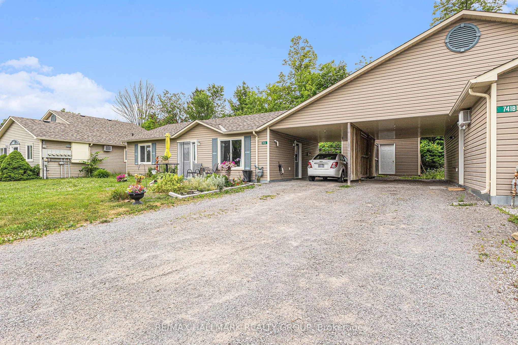735 River Road