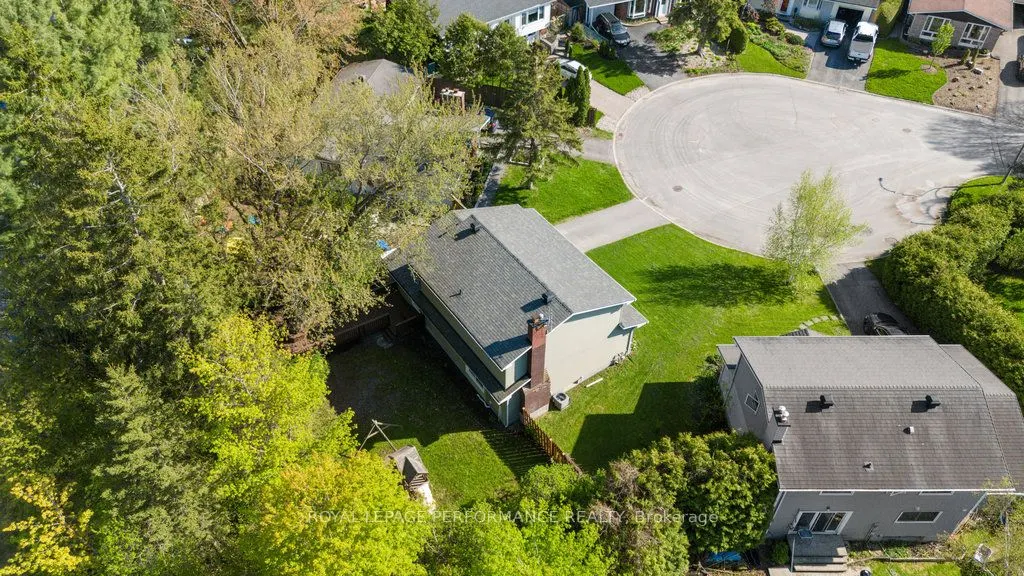 2045 Deerhurst Court