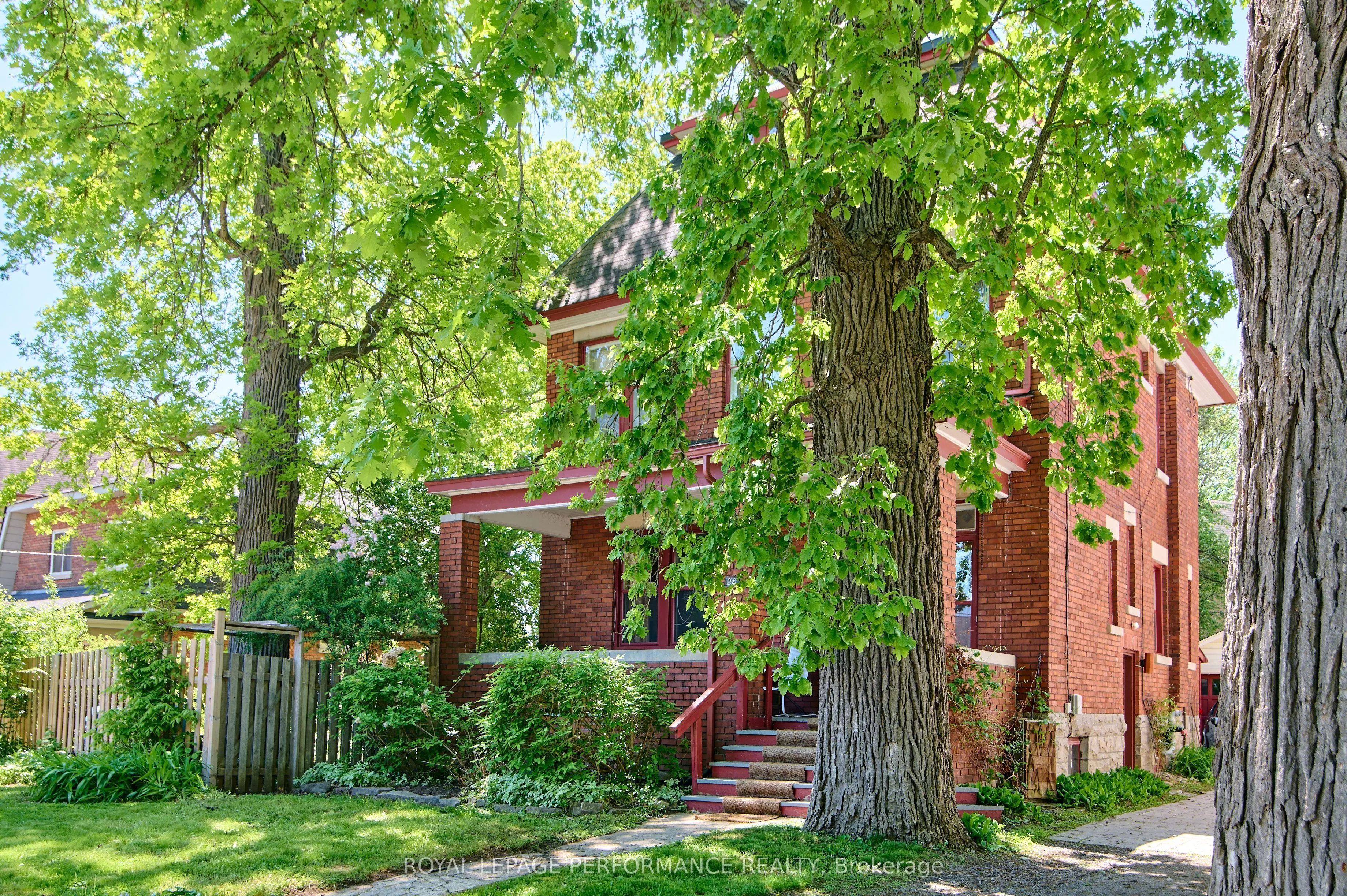 28 Wendover Avenue