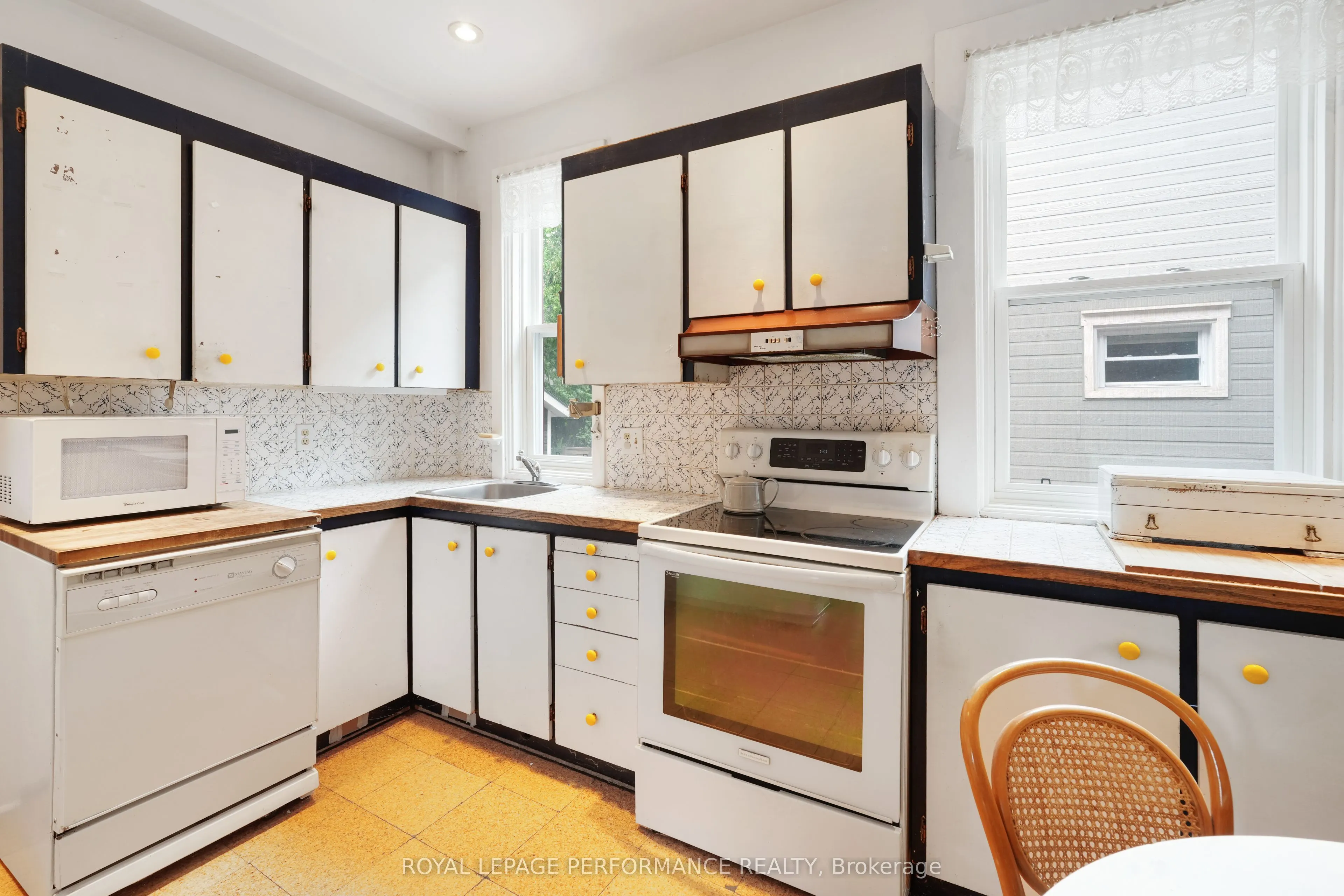 28 Wendover Avenue