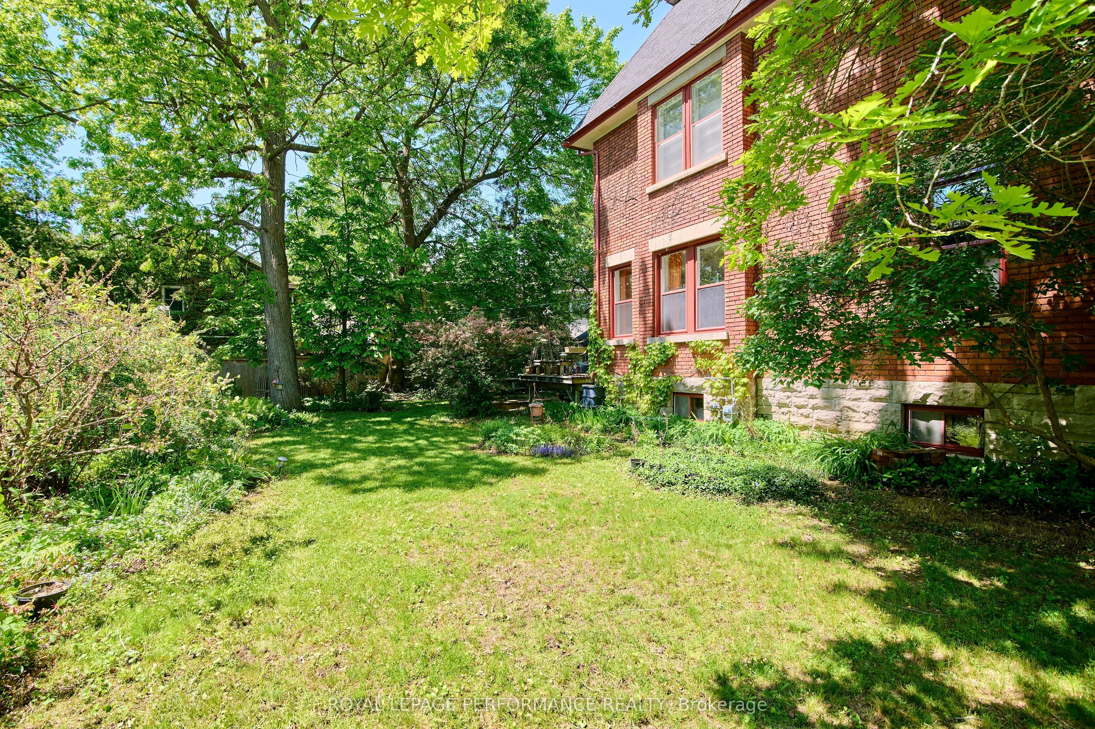 28 Wendover Avenue