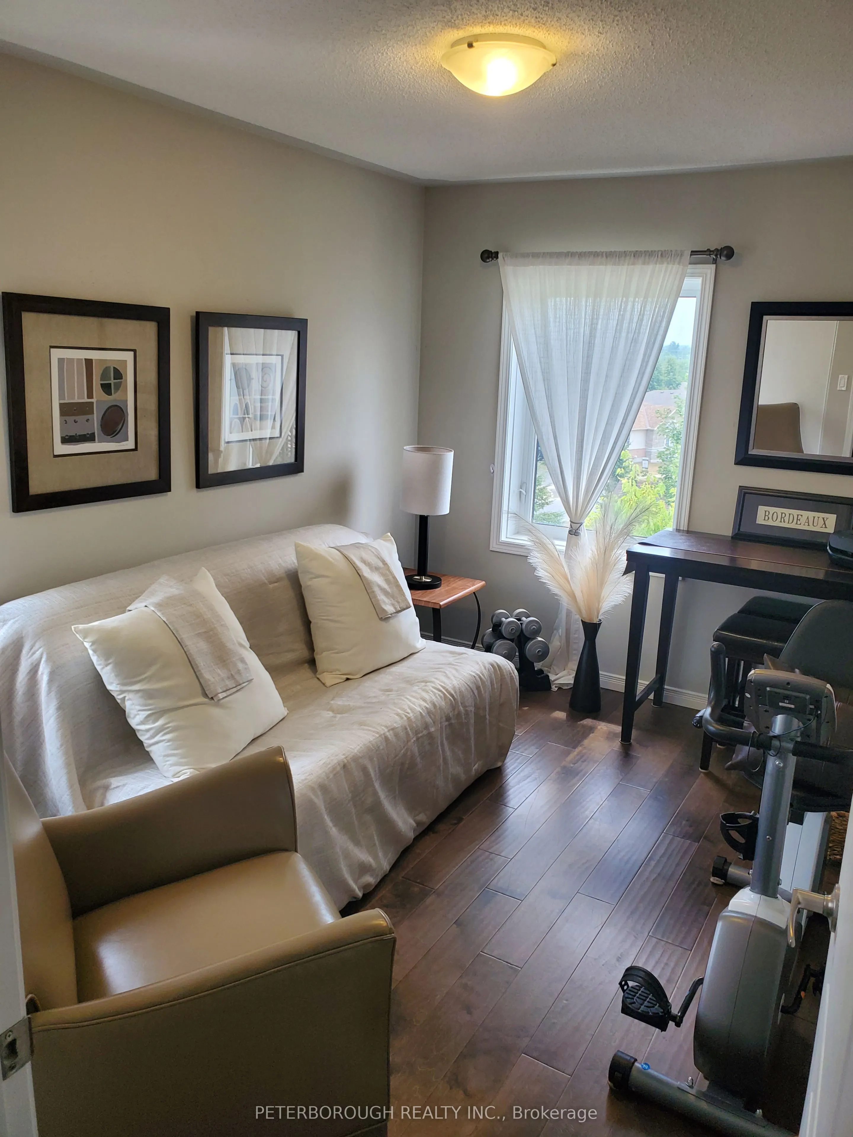 910 Wentworth Street, #301
