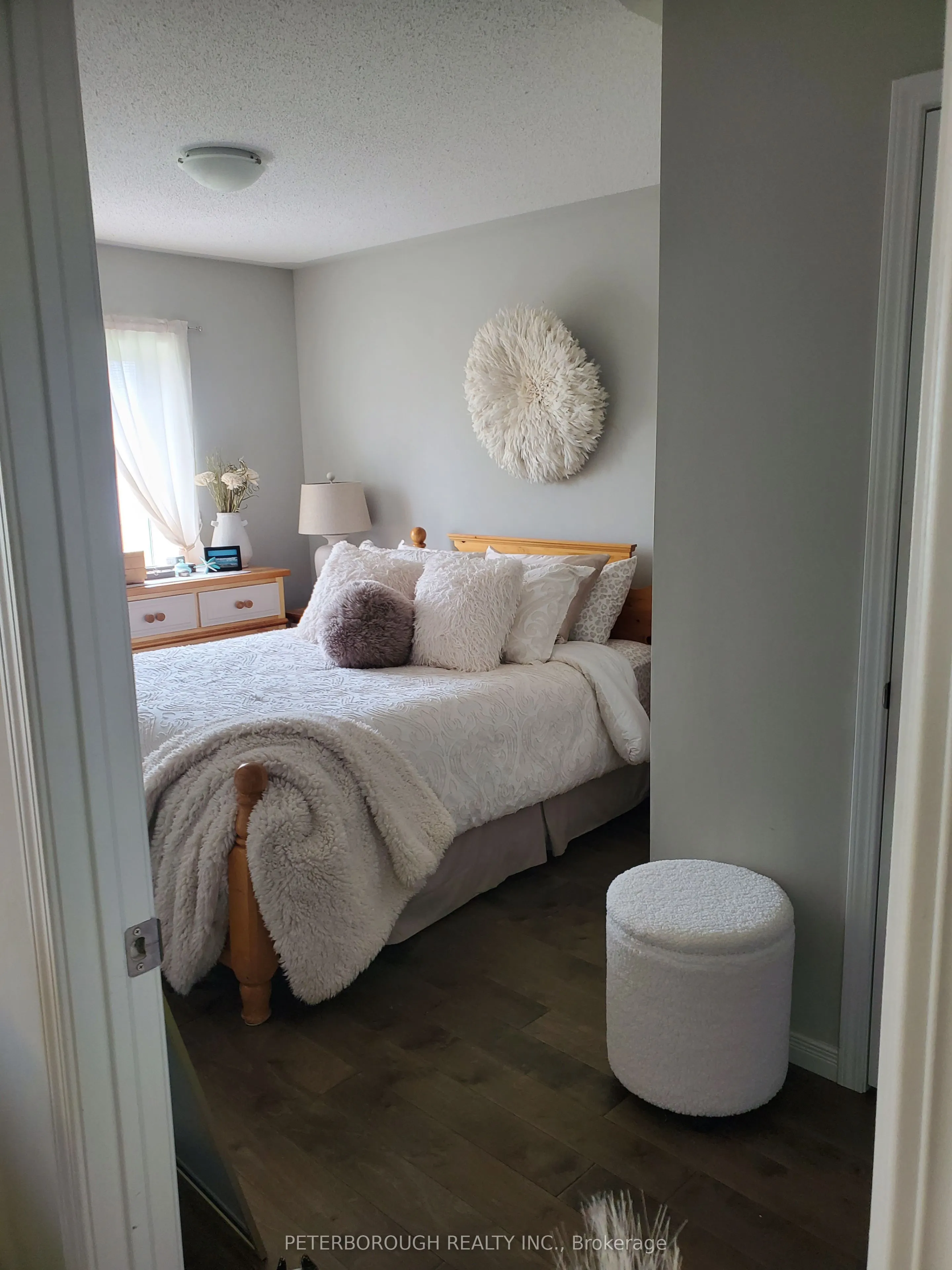 910 Wentworth Street, #301
