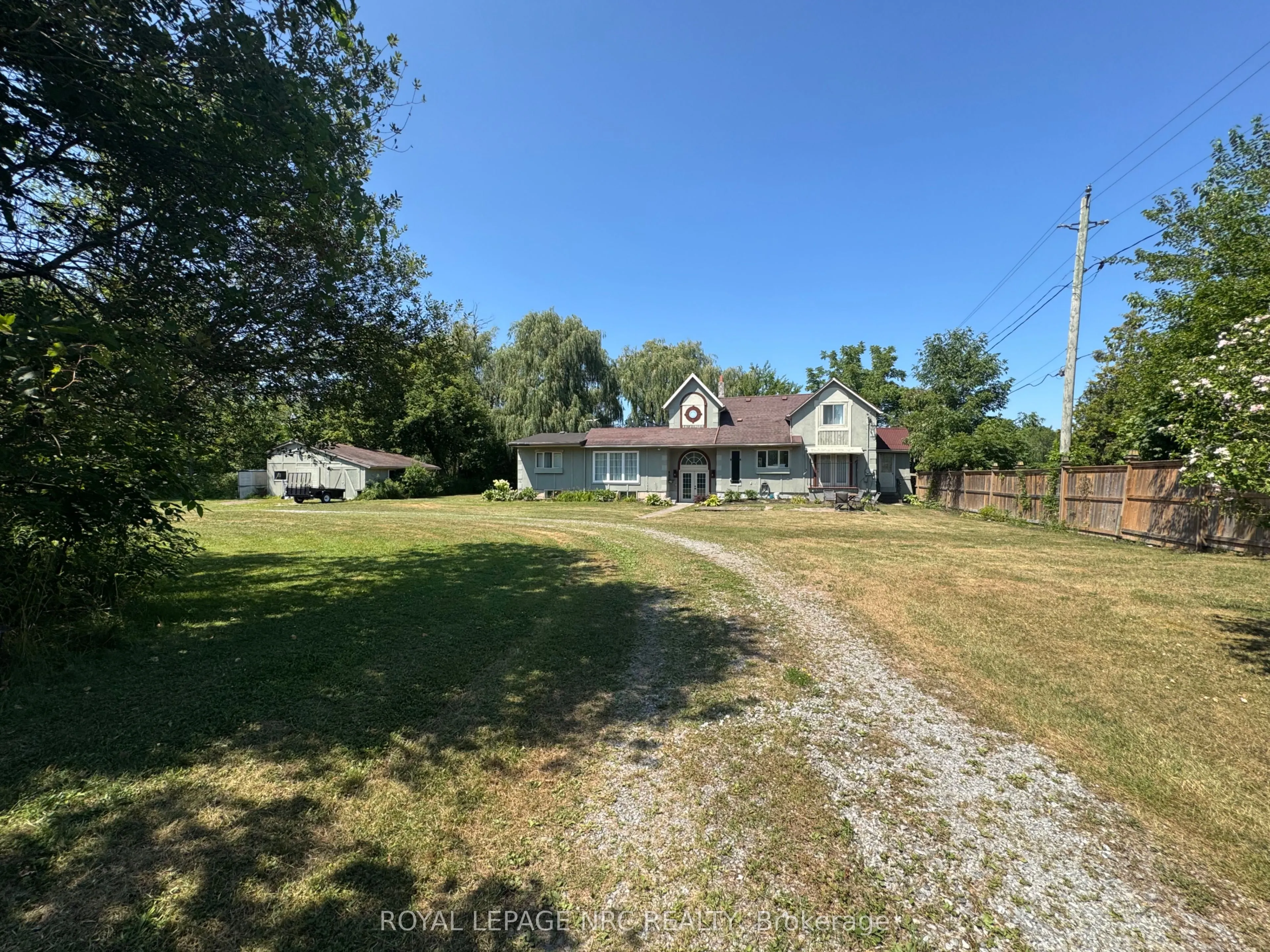 1233 Merrittville Highway