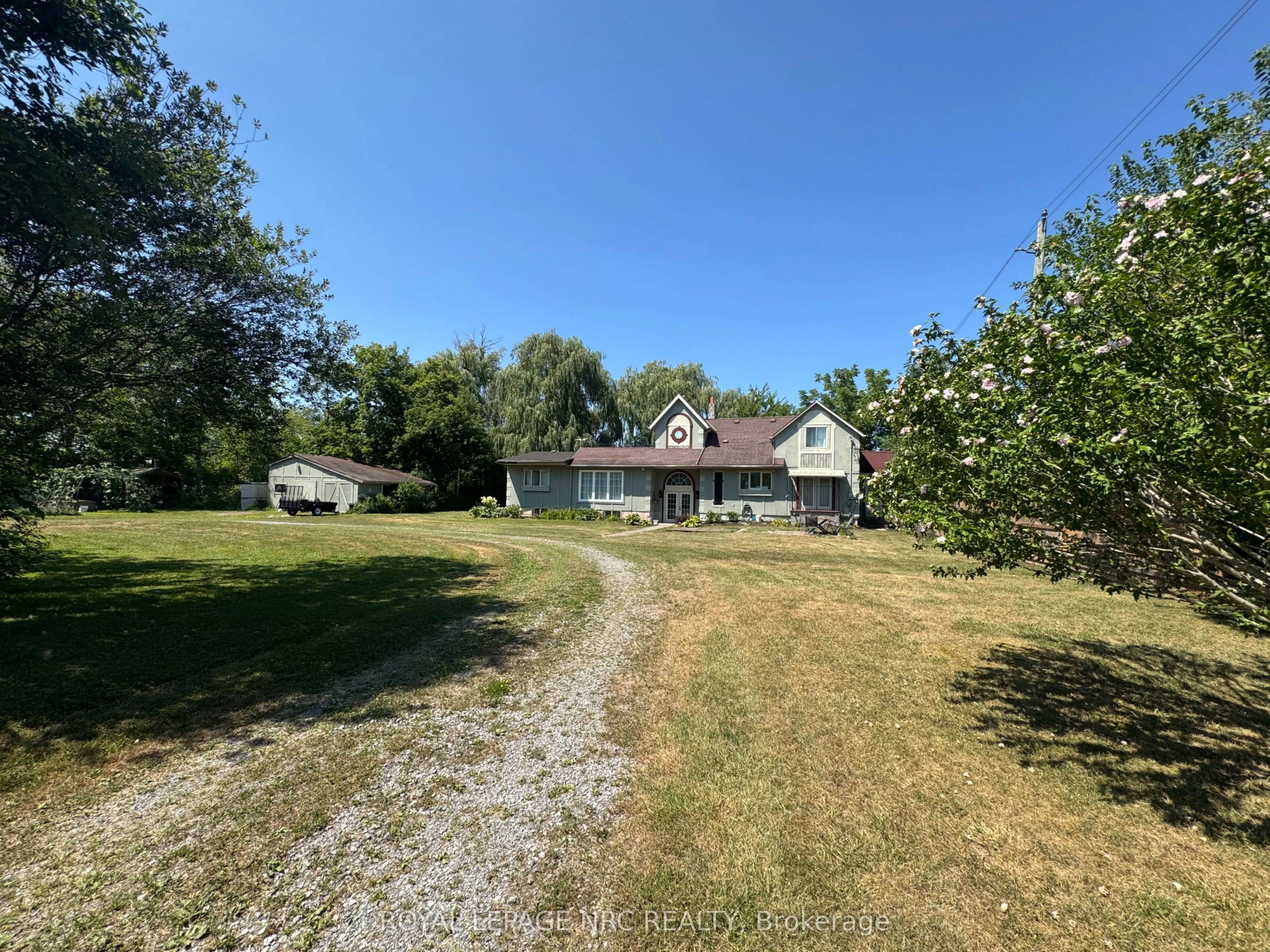 1233 Merrittville Highway