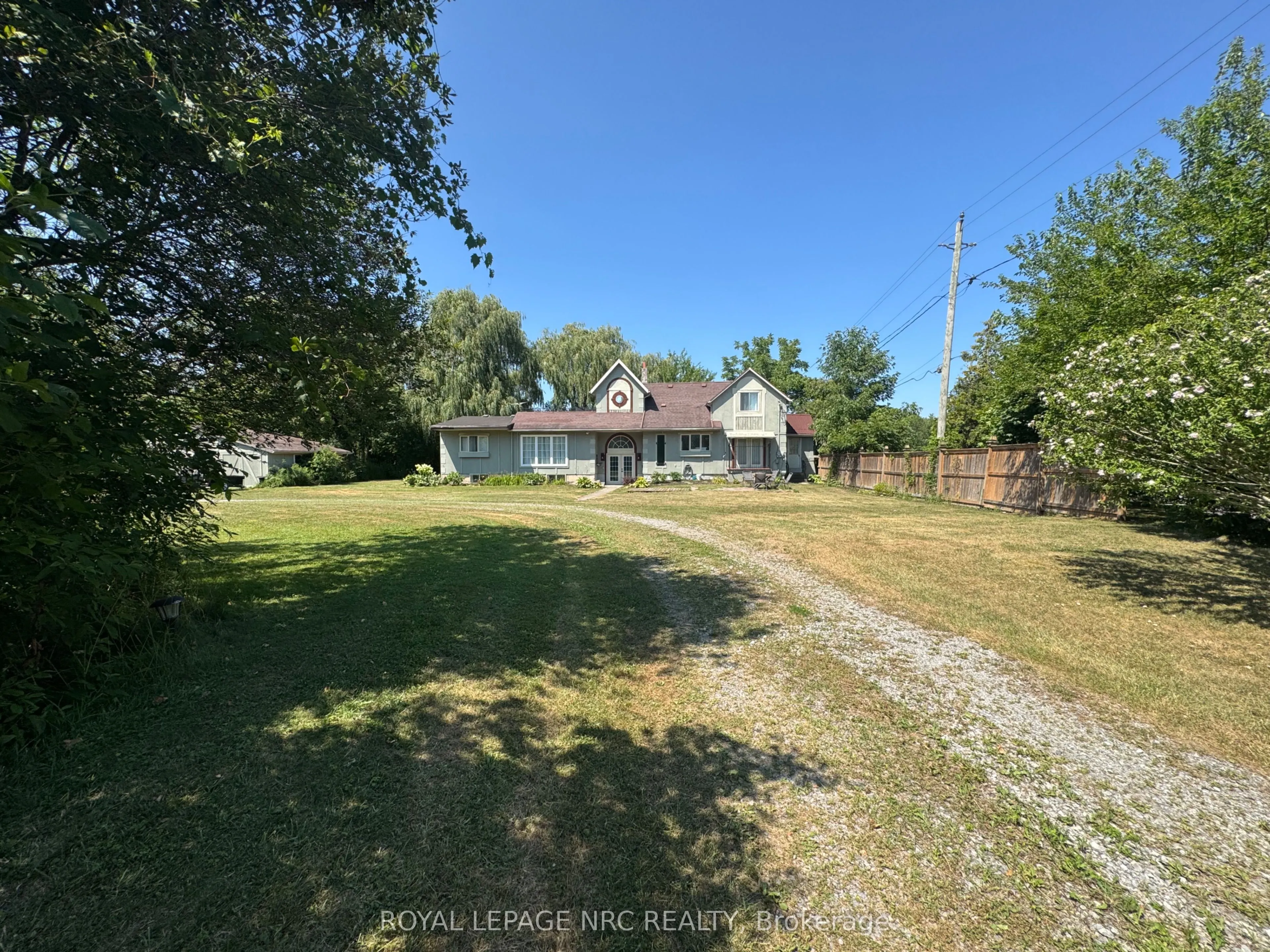1233 Merrittville Highway