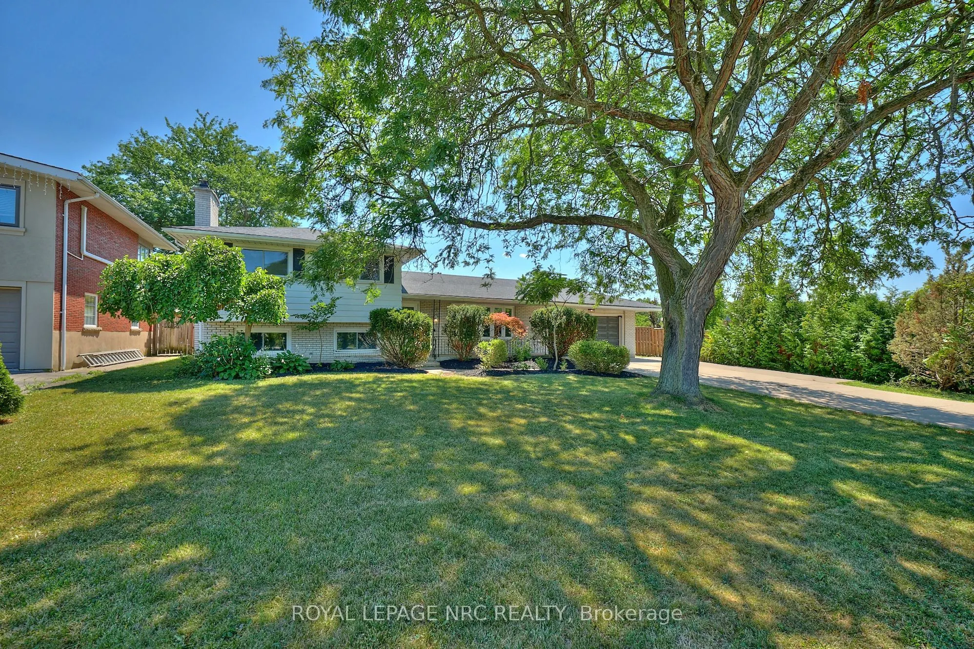 22 Oakridge Avenue