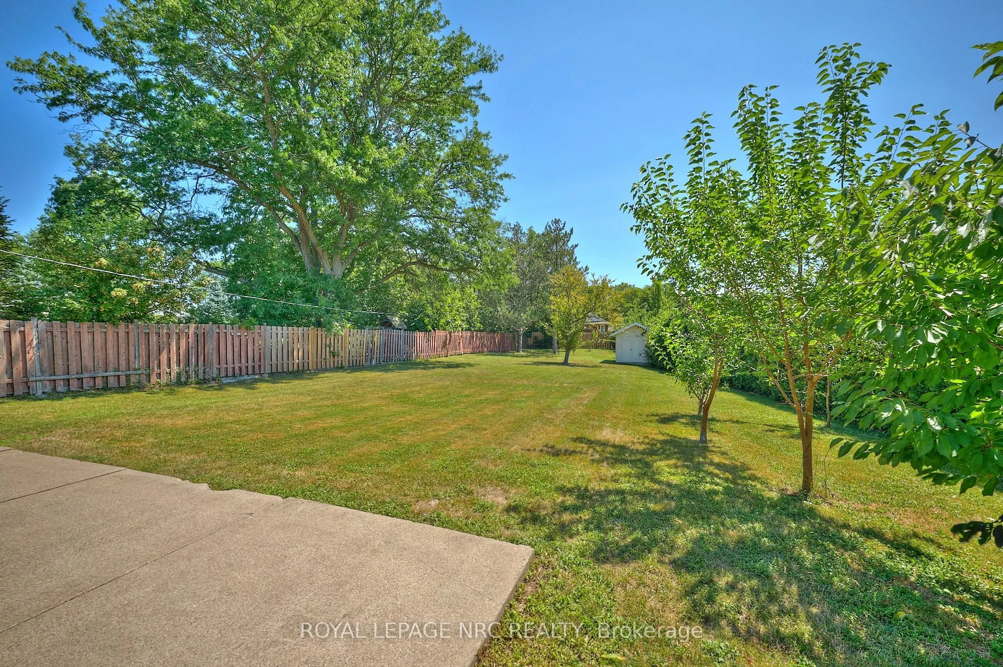 22 Oakridge Avenue