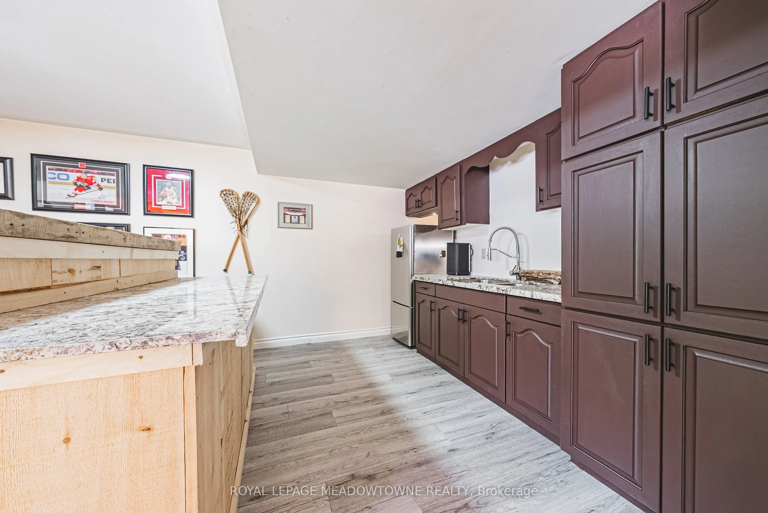 2368 #17 Haldimand Road