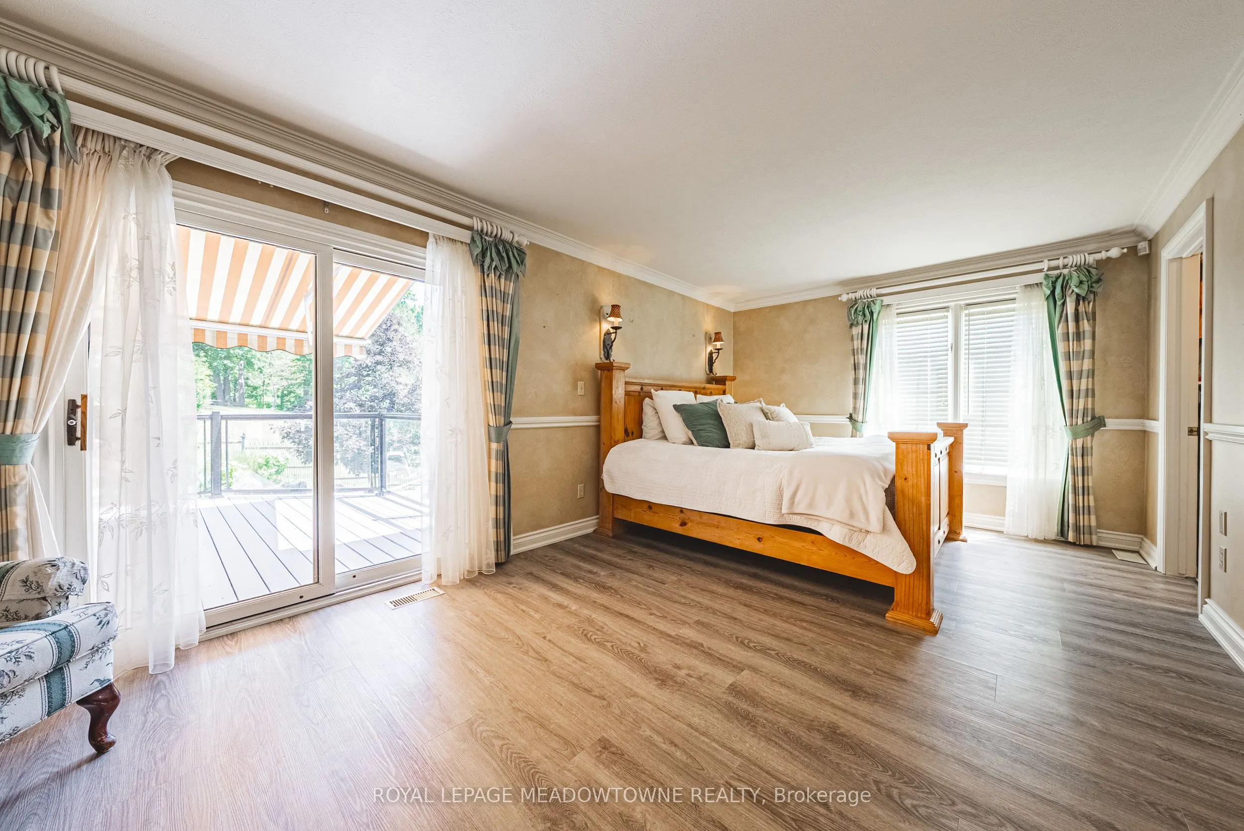 2368 #17 Haldimand Road
