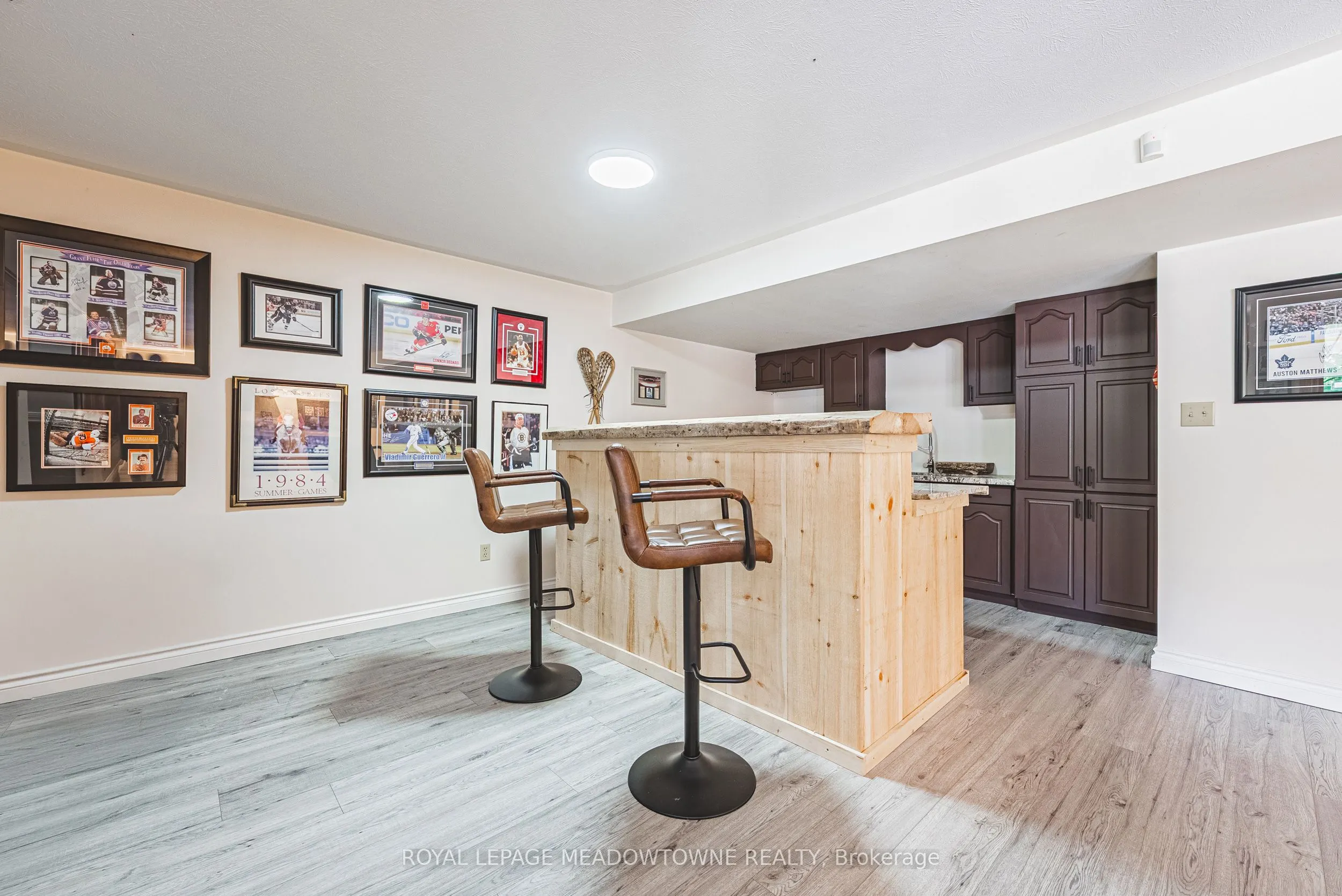 2368 #17 Haldimand Road