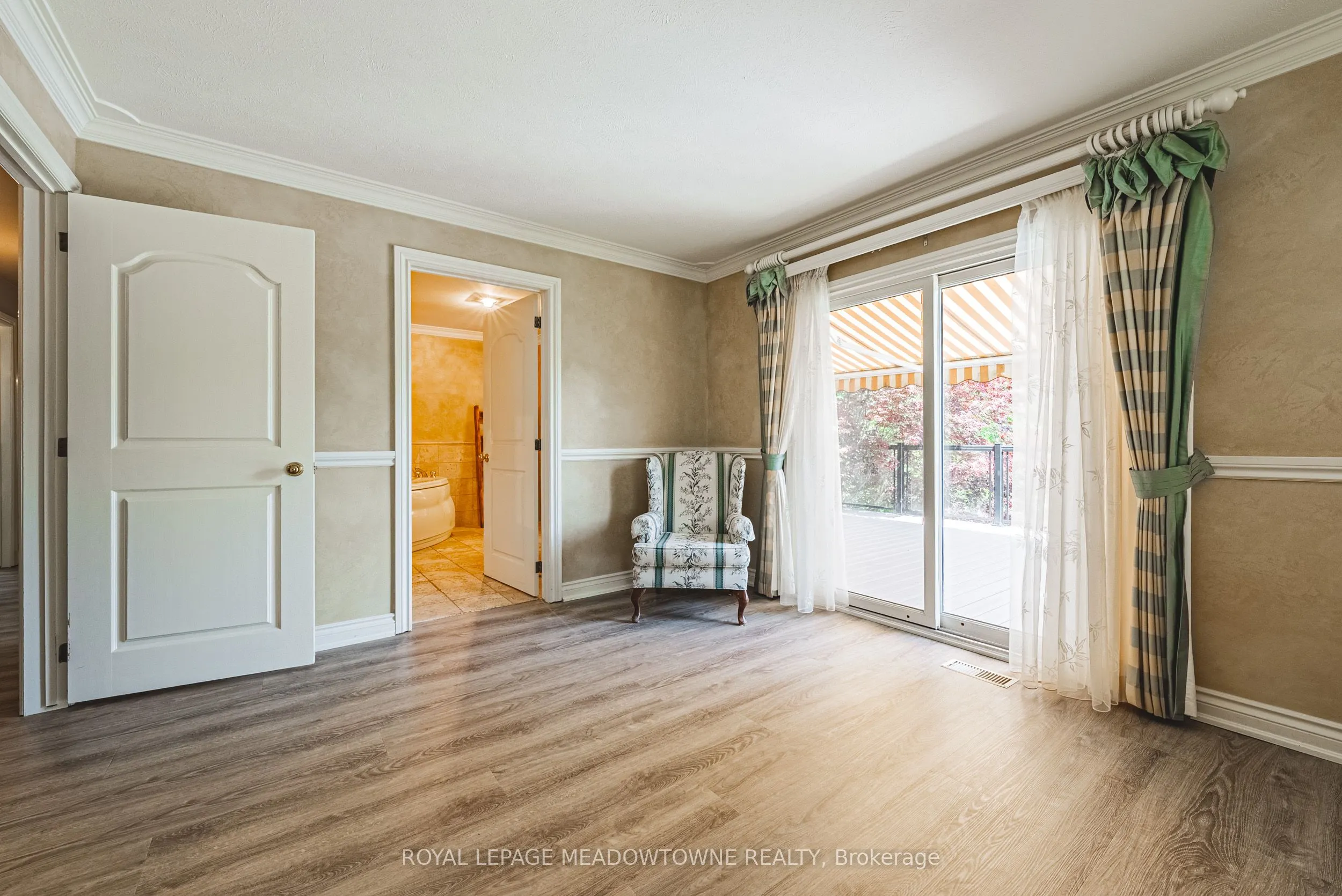 2368 #17 Haldimand Road