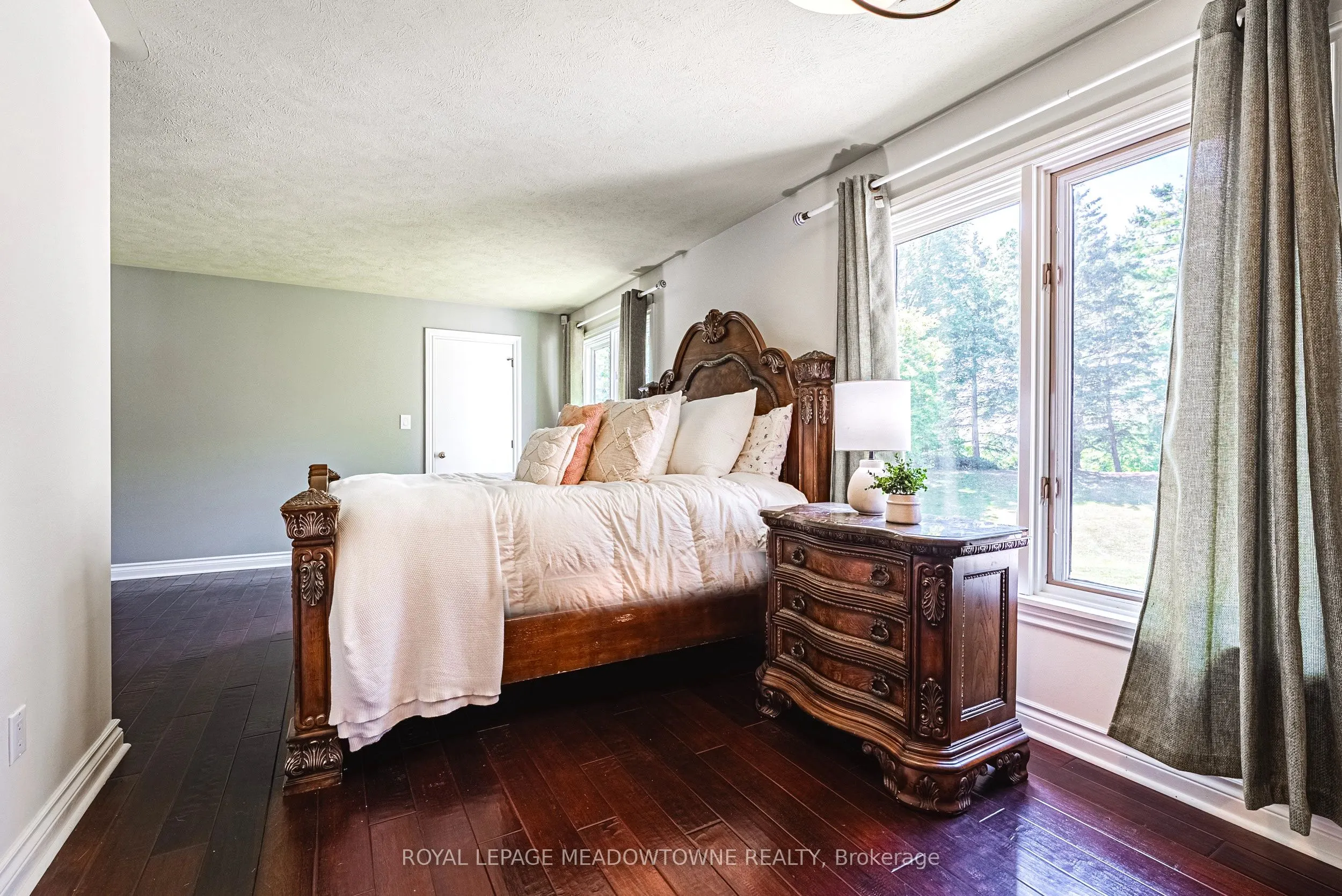 2368 #17 Haldimand Road