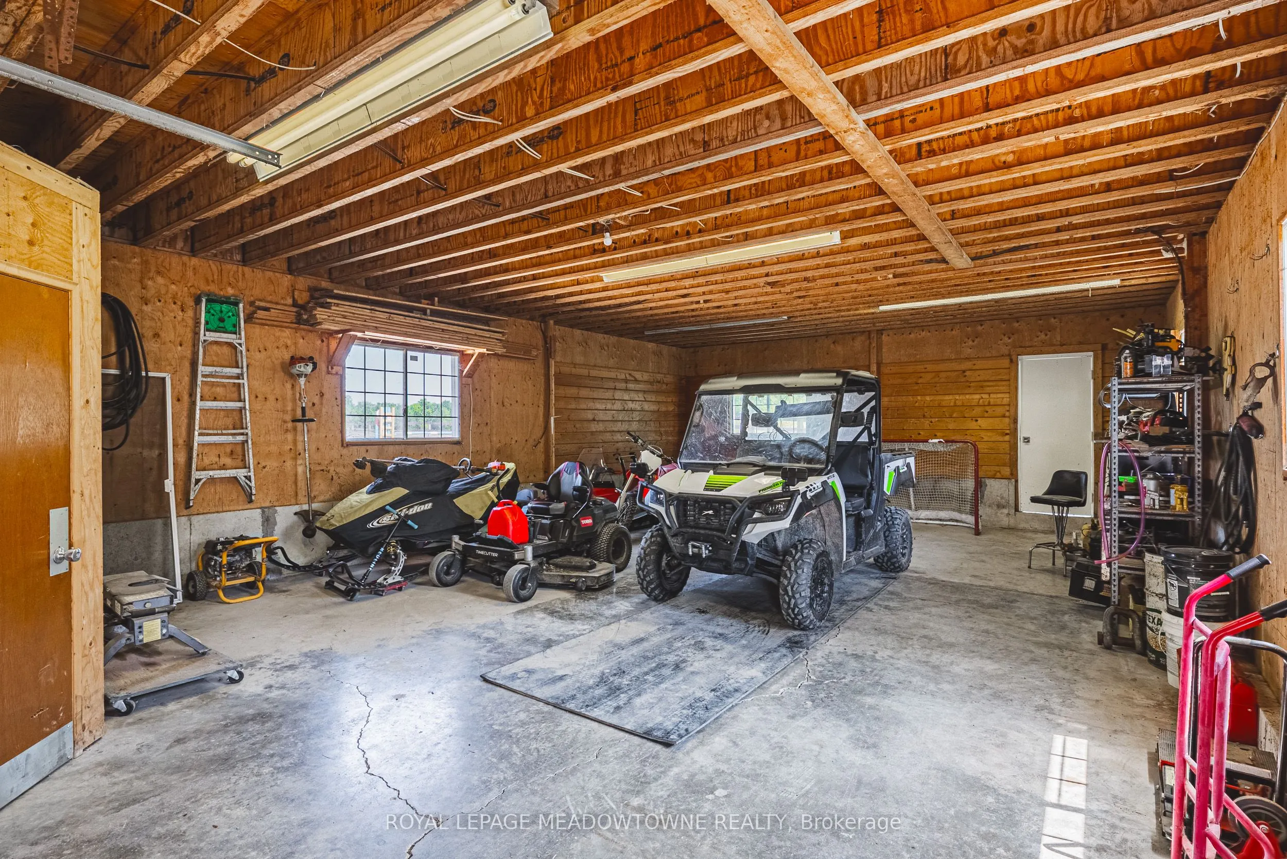 2368 #17 Haldimand Road