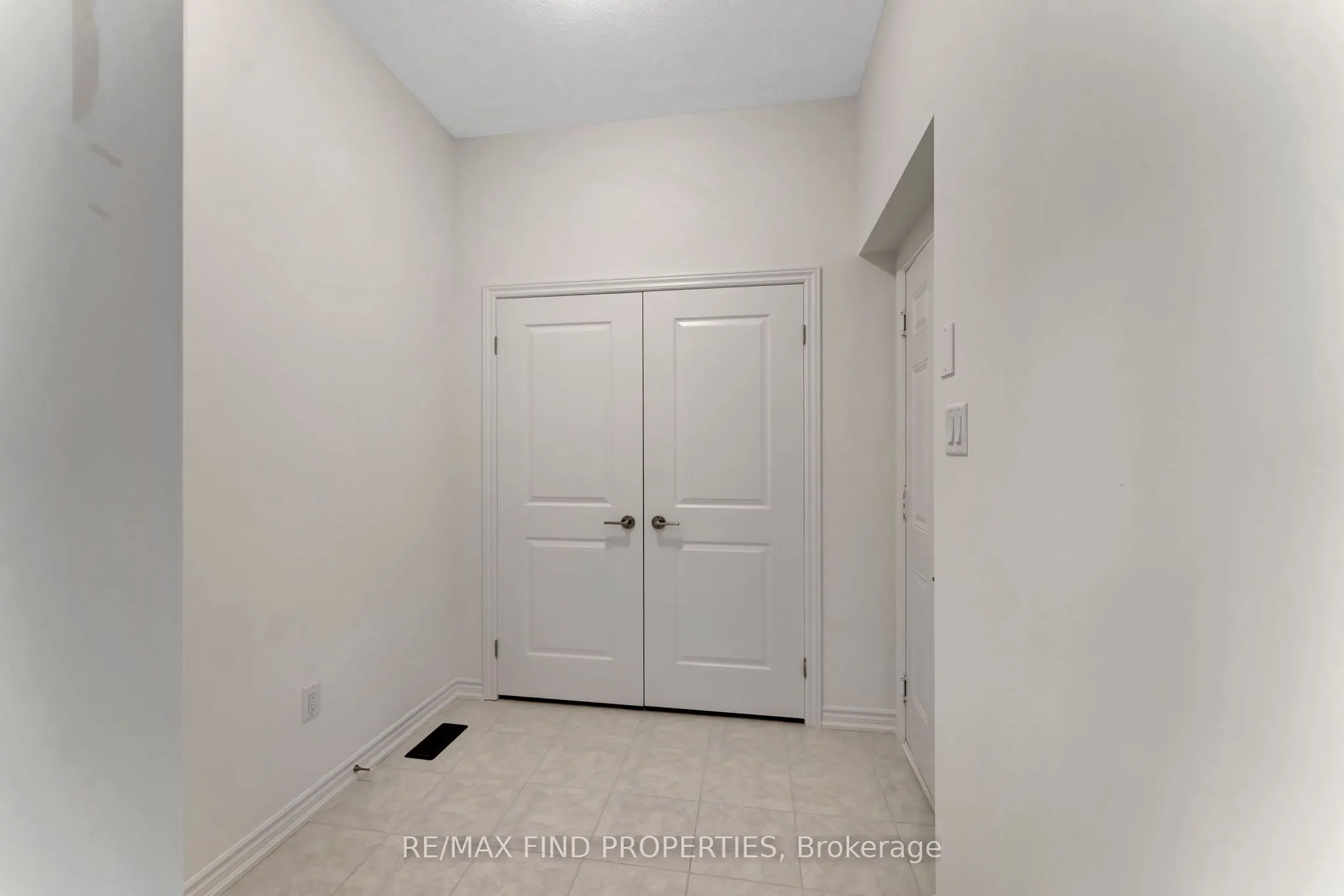 21 Dennis Avenue