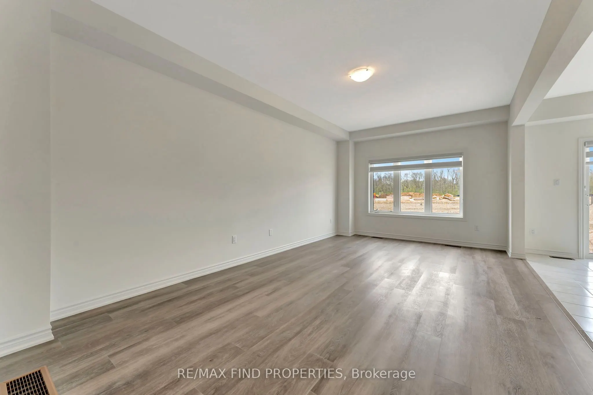 21 Dennis Avenue