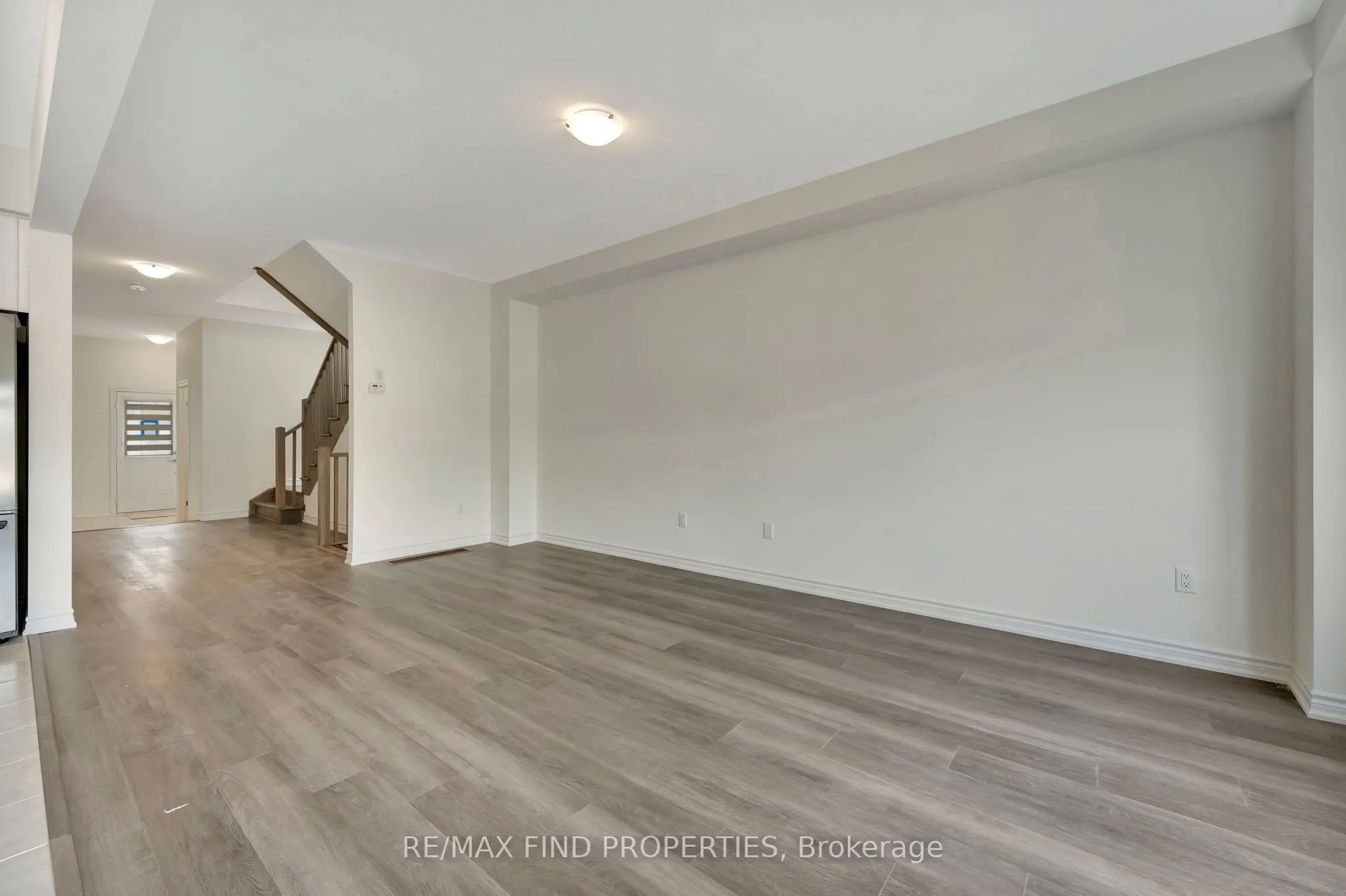 21 Dennis Avenue