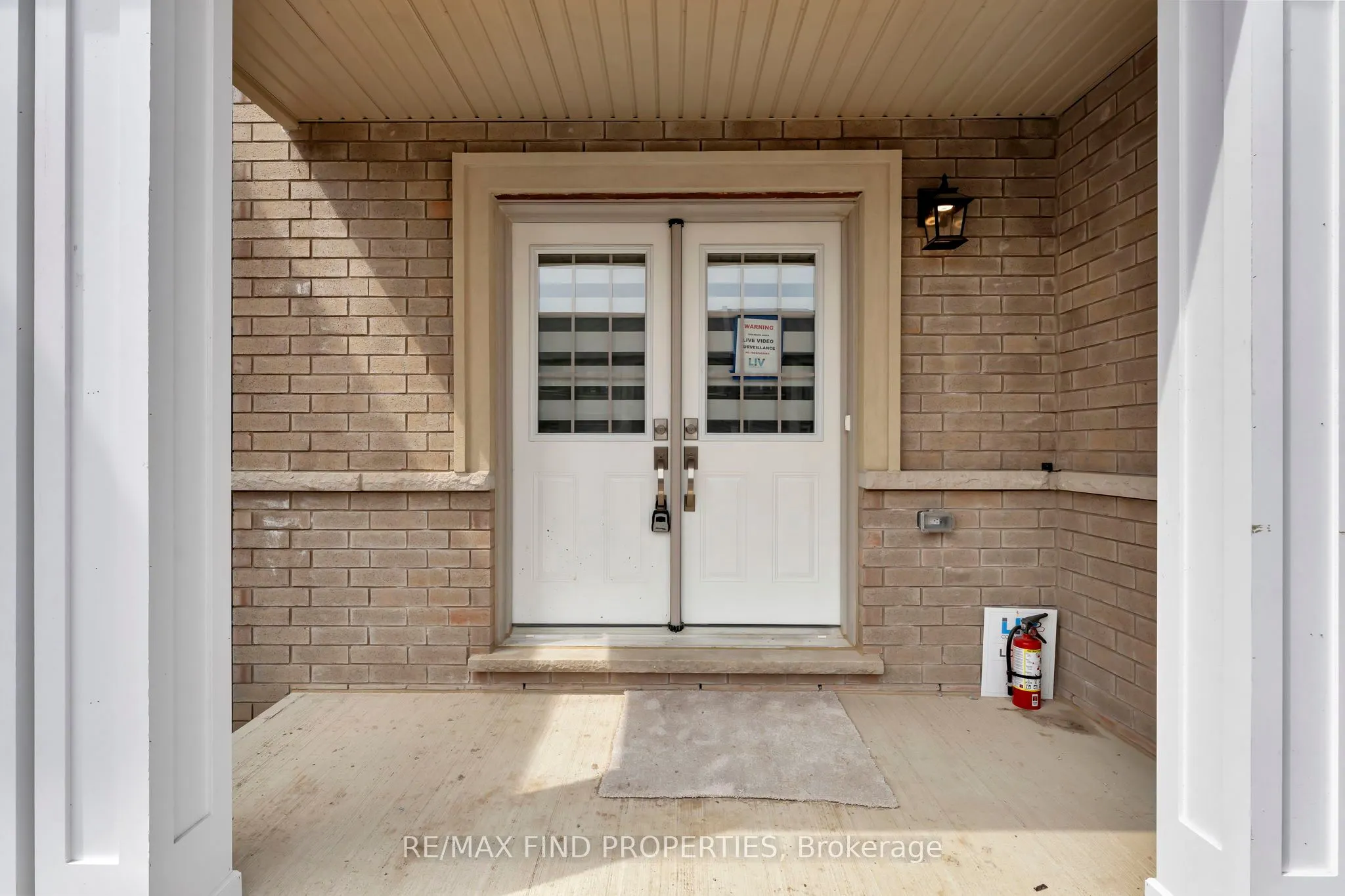 21 Dennis Avenue