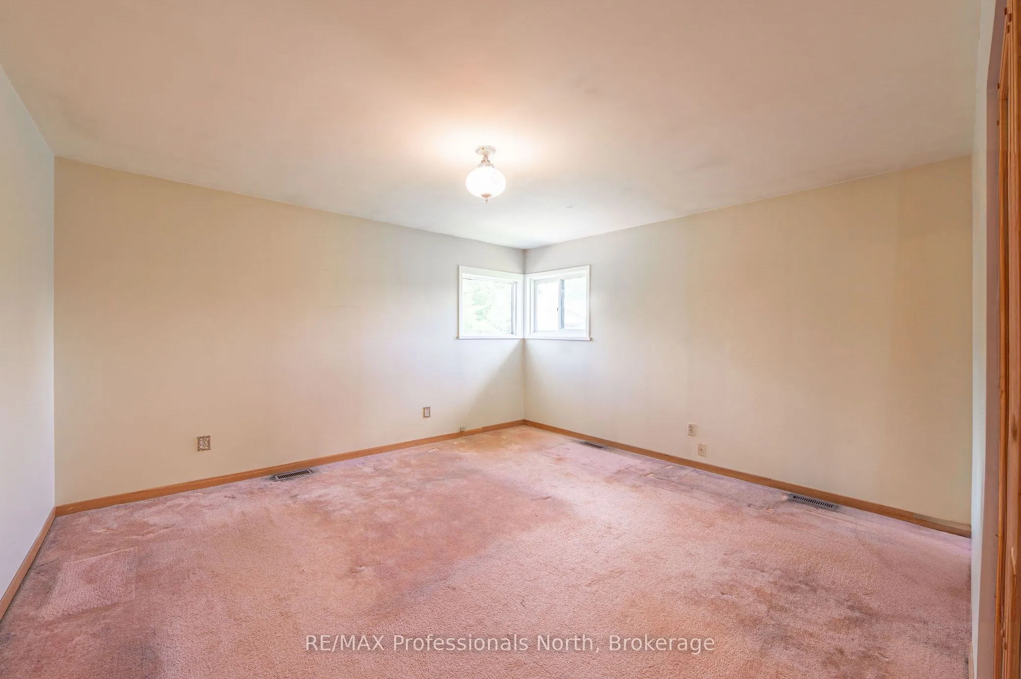 3204 Gelert Road