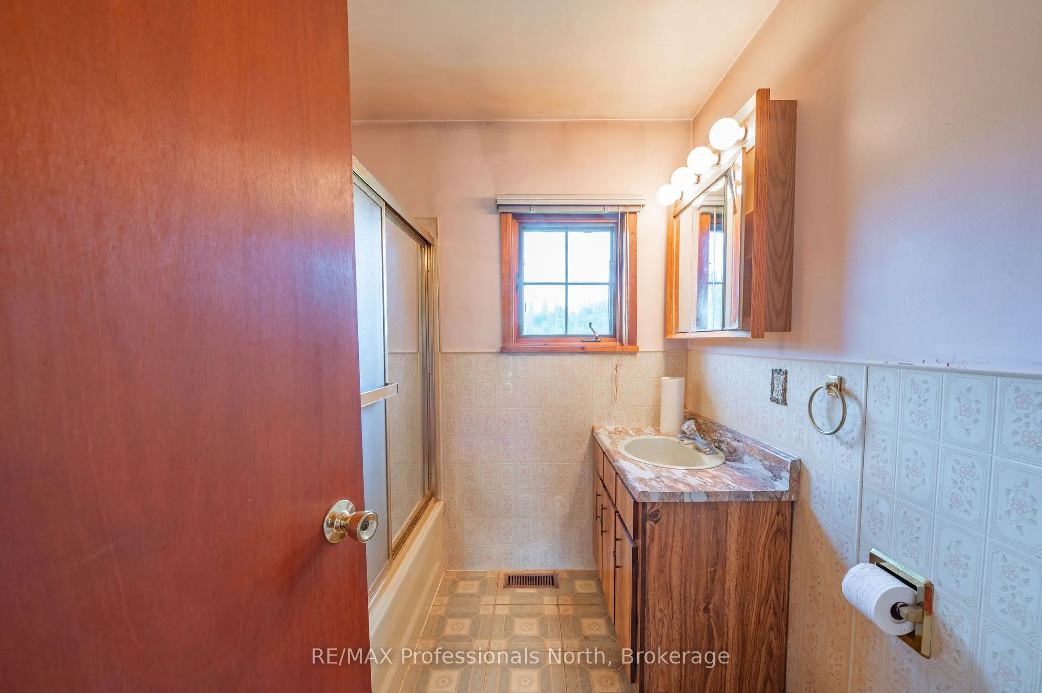 3204 Gelert Road