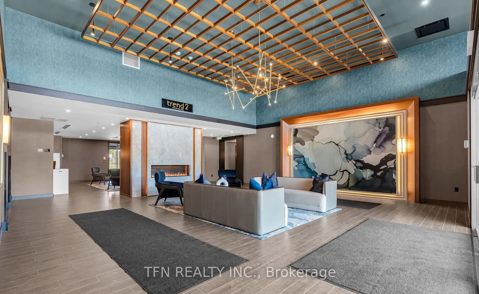 460 Dundas Street E, #121