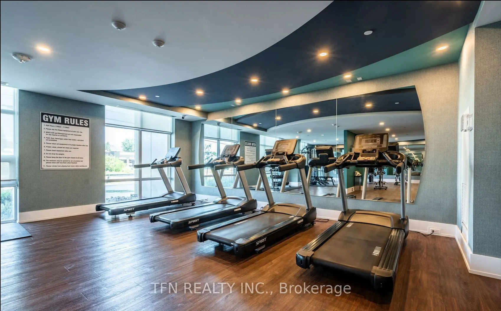 460 Dundas Street E, #121