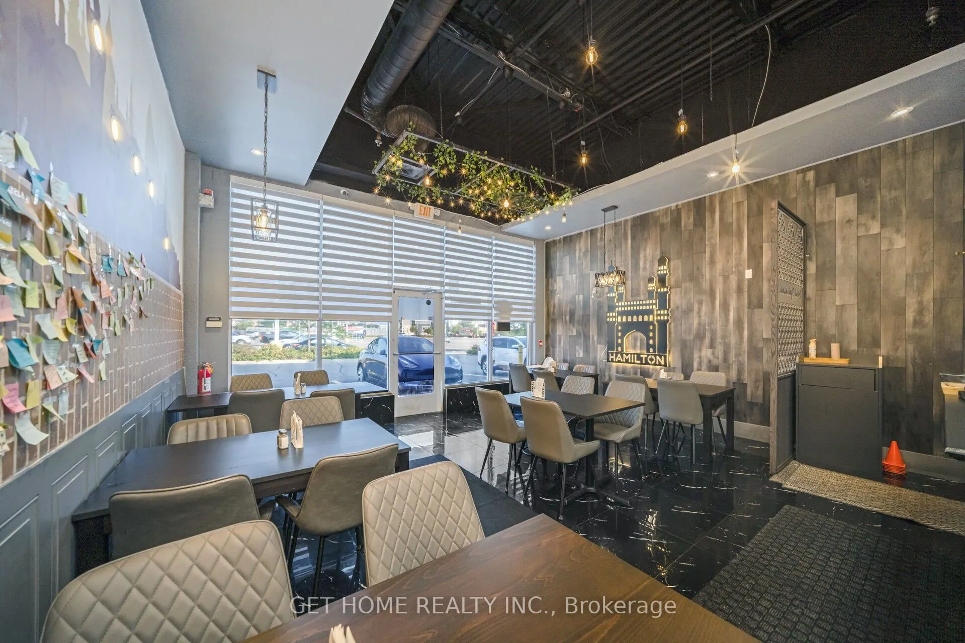700 Queenston Road