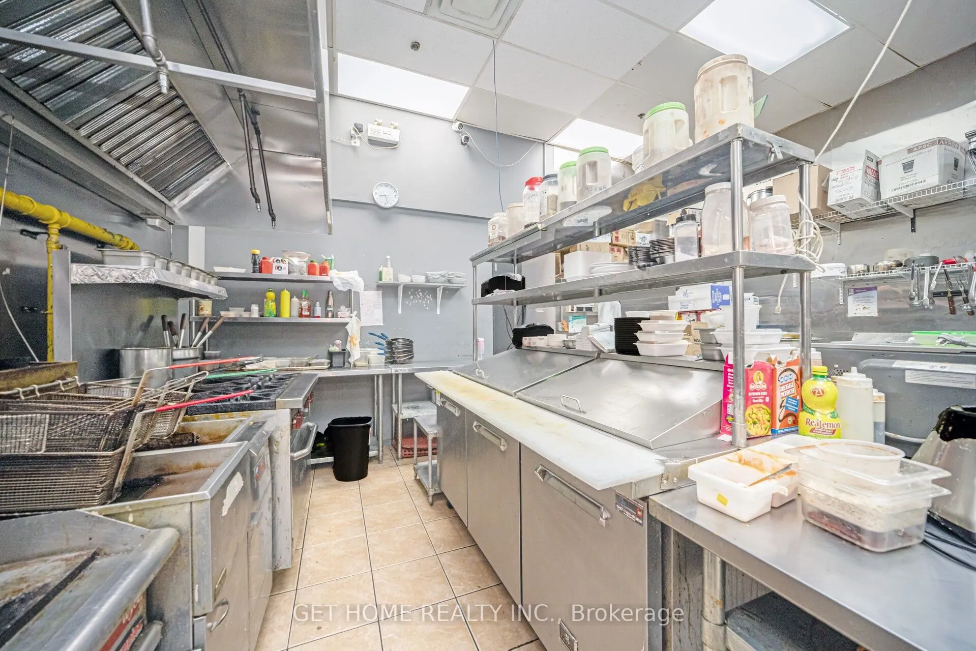 700 Queenston Road