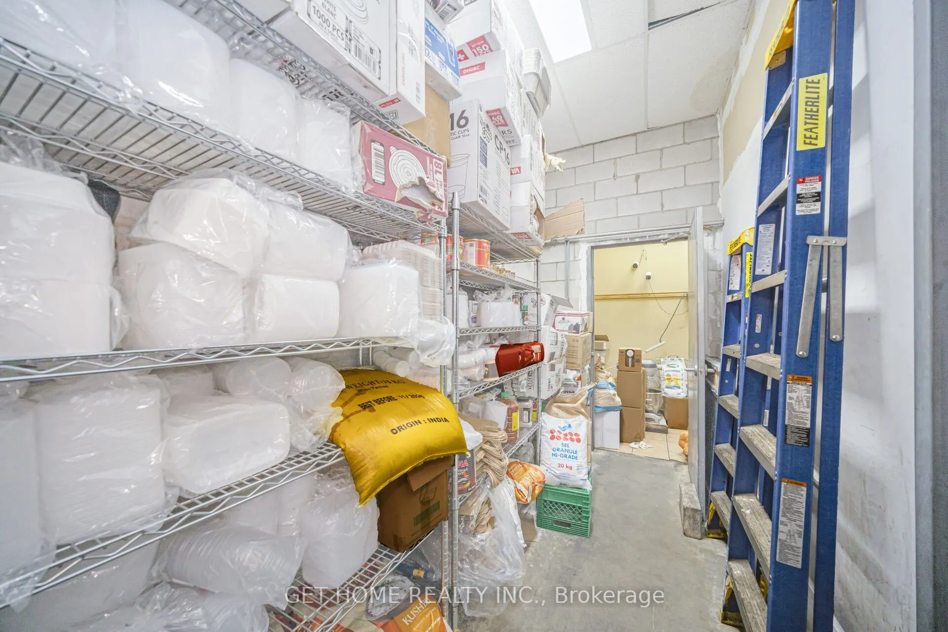 700 Queenston Road