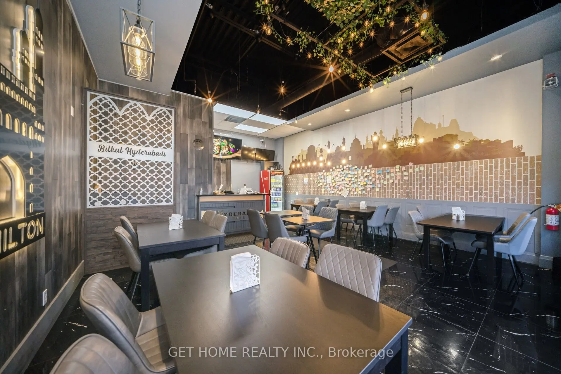700 Queenston Road