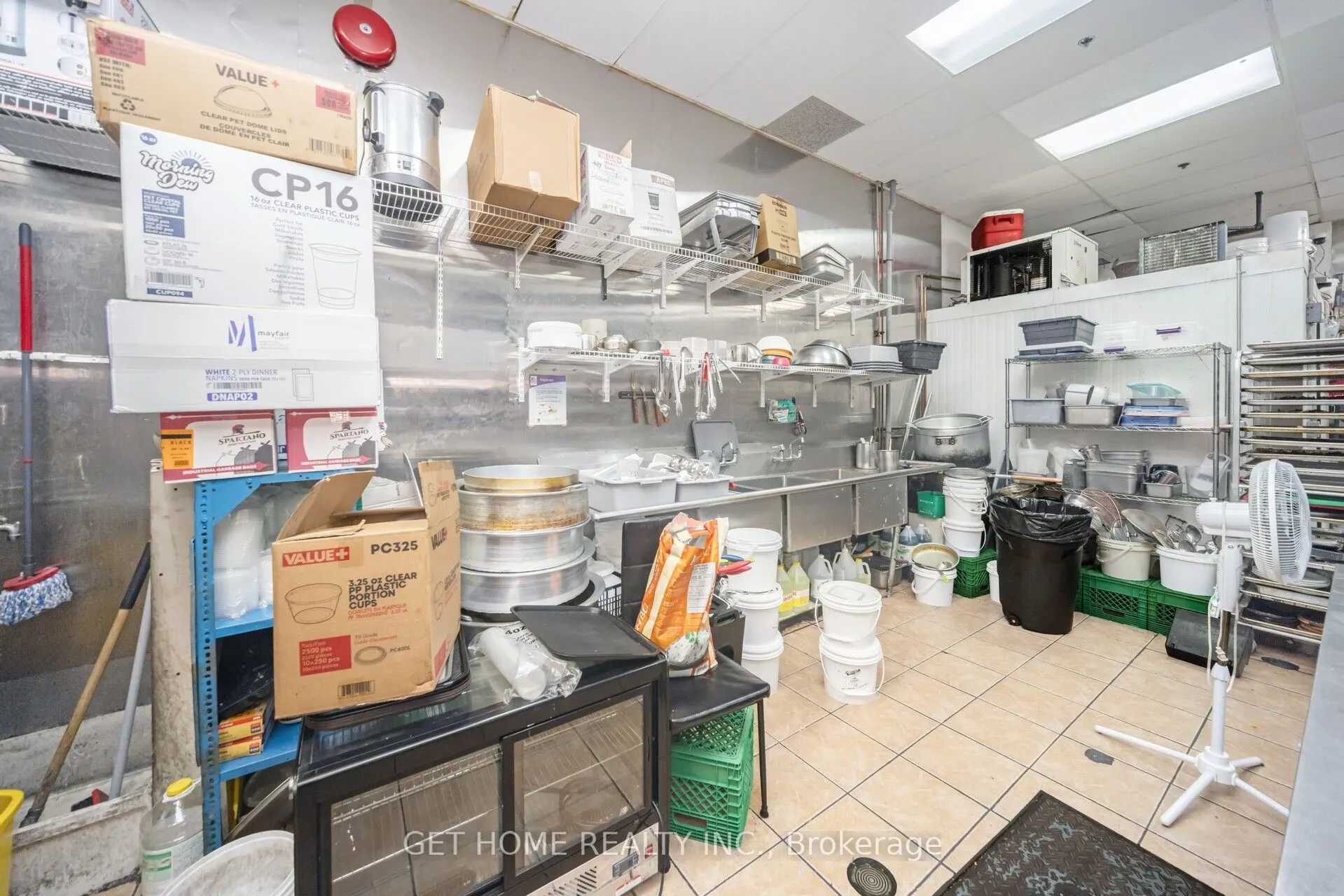 700 Queenston Road