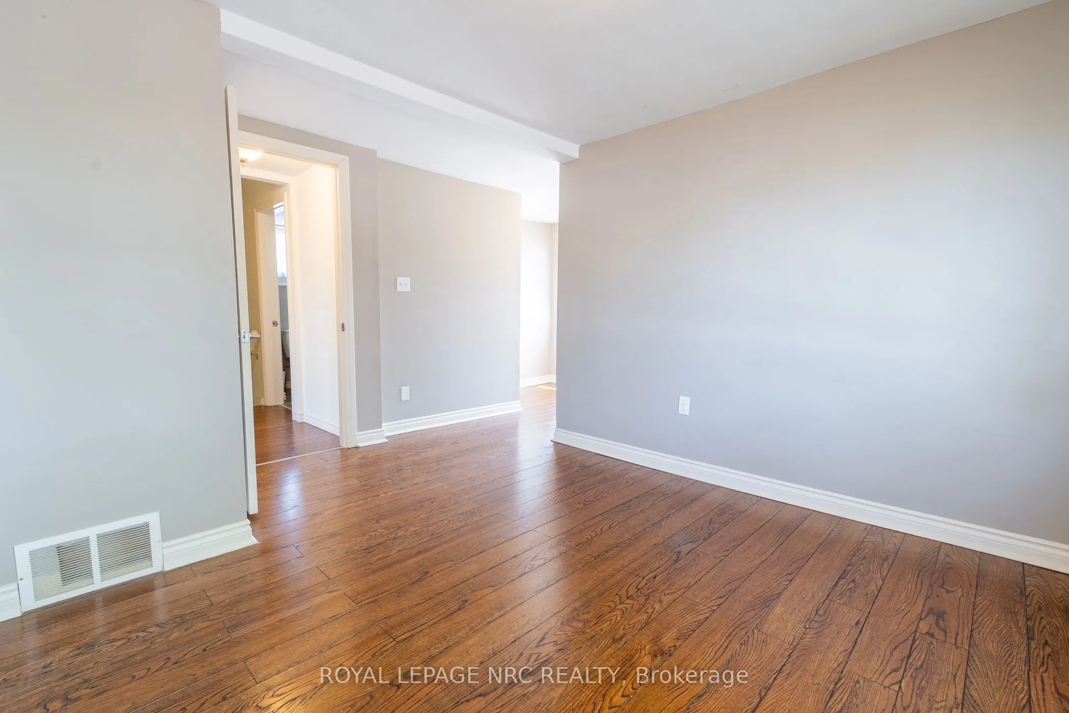 88 Pine Street S