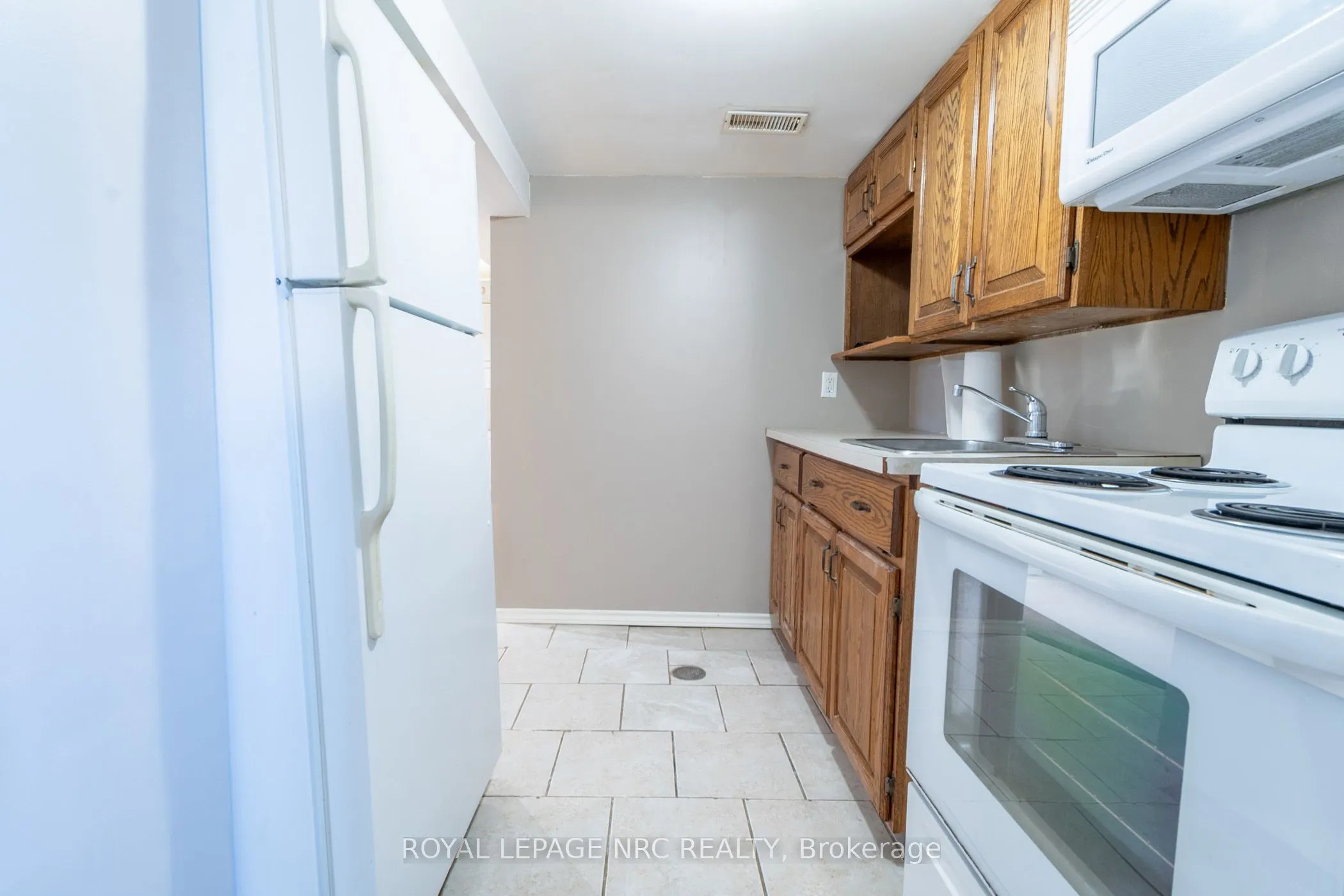 88 Pine Street S
