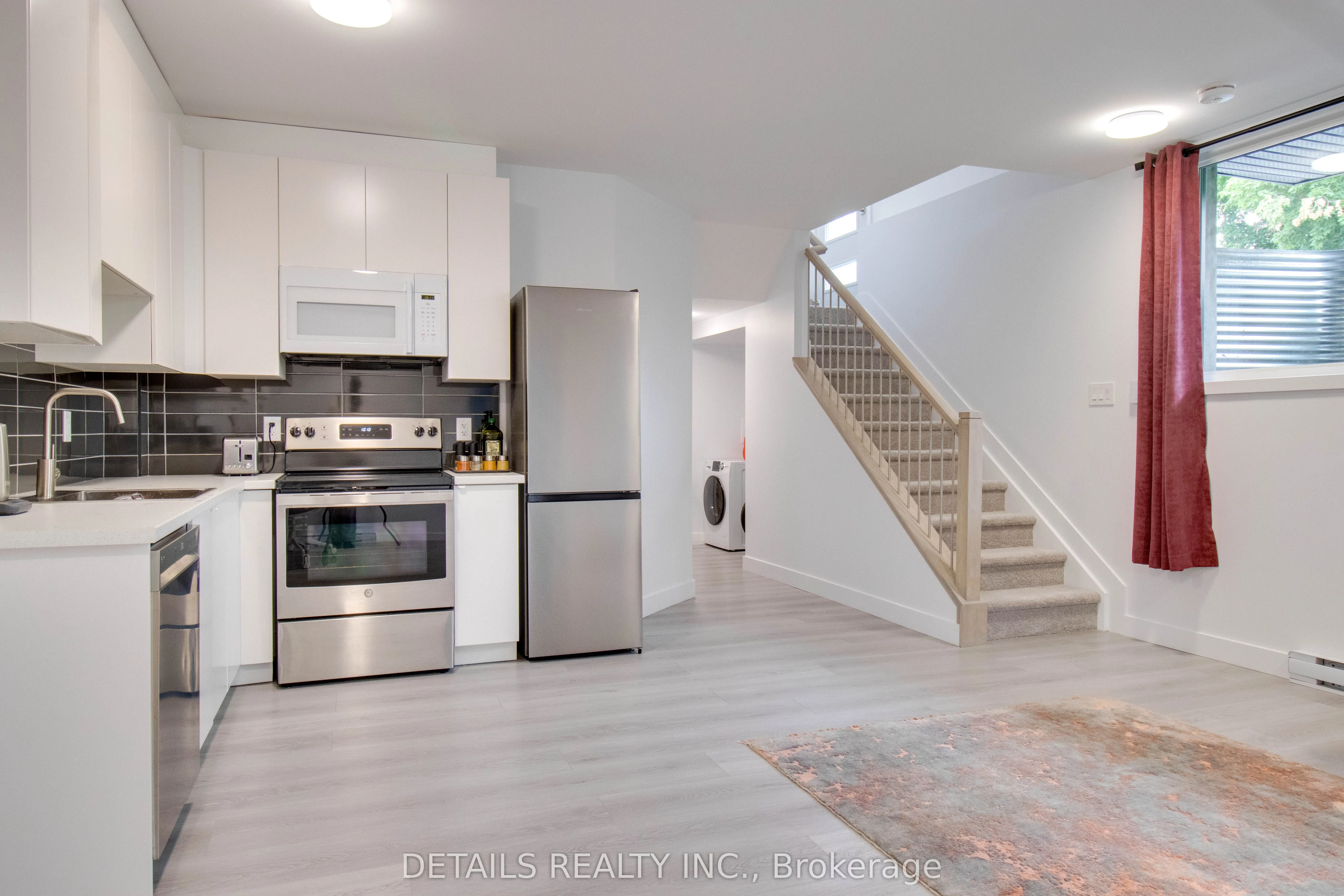 137 Duford Street, #B