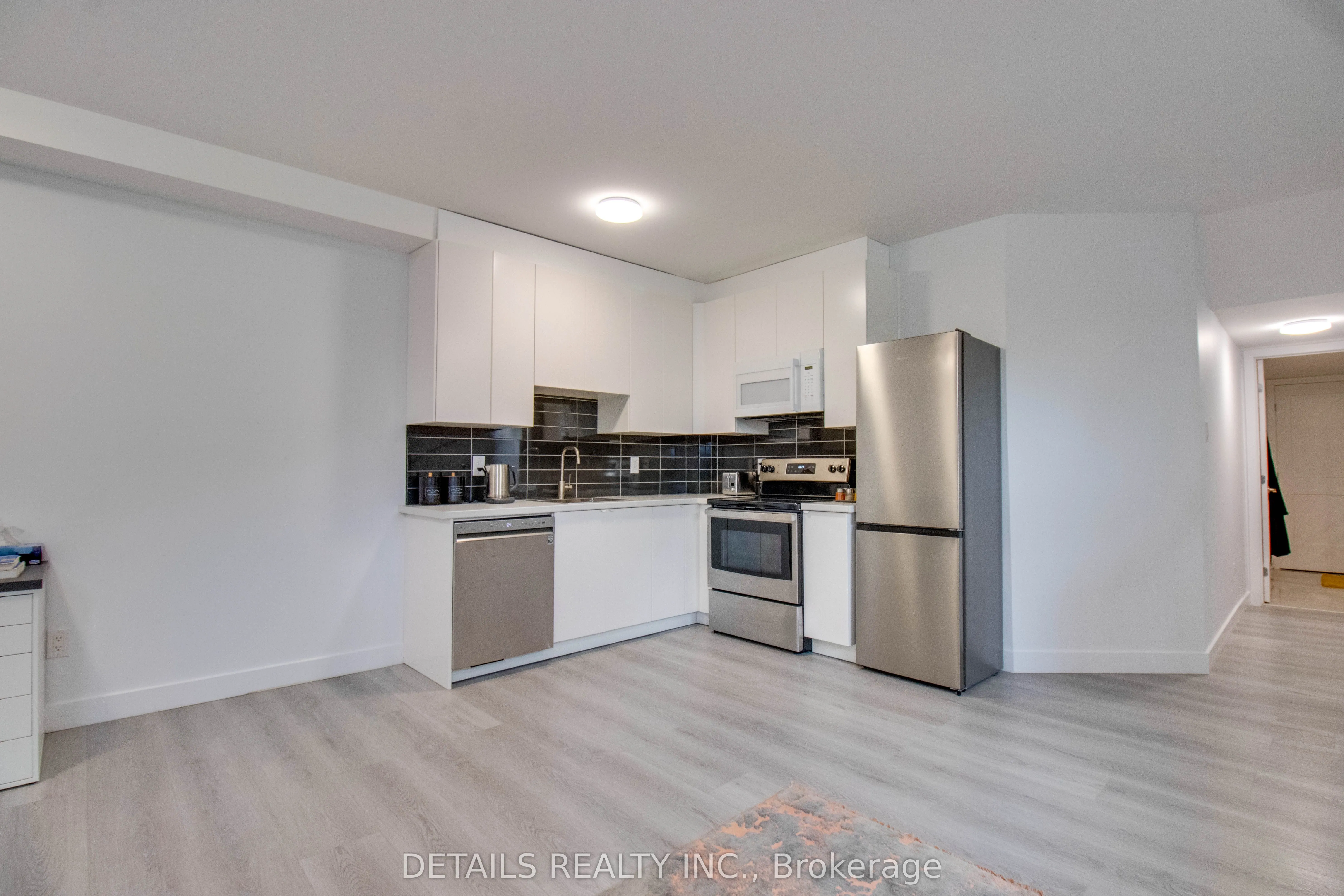 137 Duford Street, #B